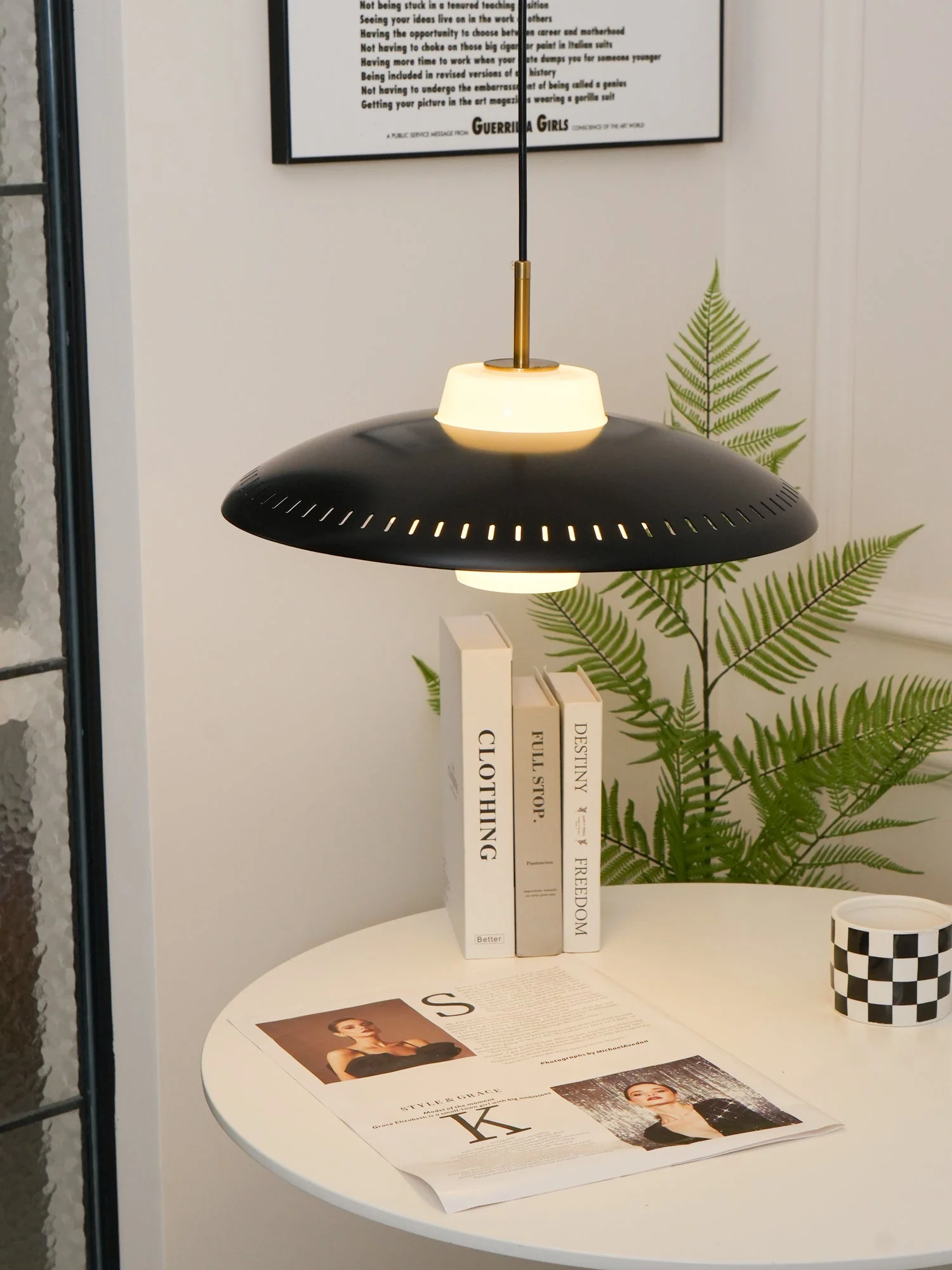 Calyranic Classic Minimalistic Pendant Lamp - Image 25