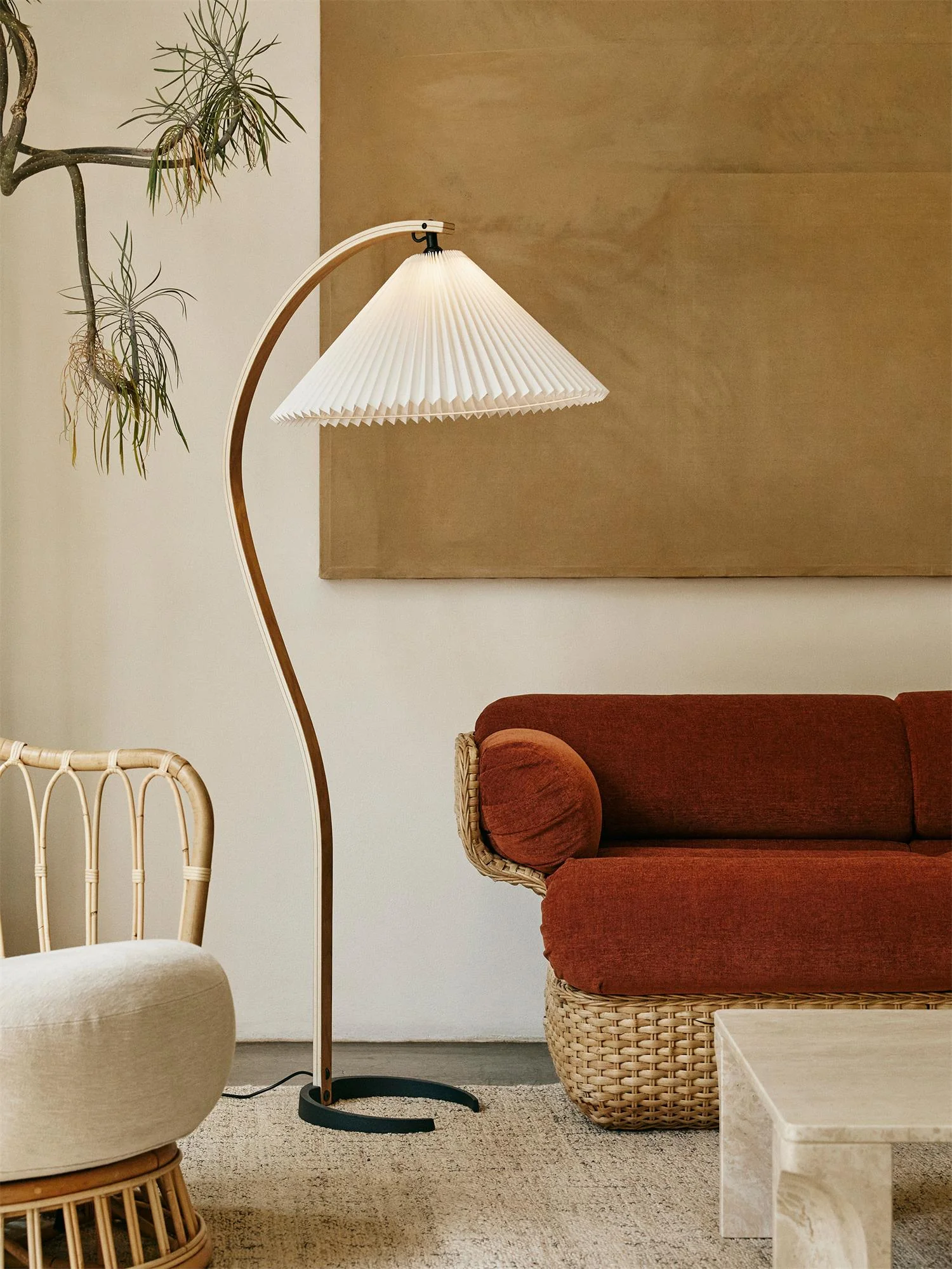 Caprani Farmhouse Floor Lamp - Image 10