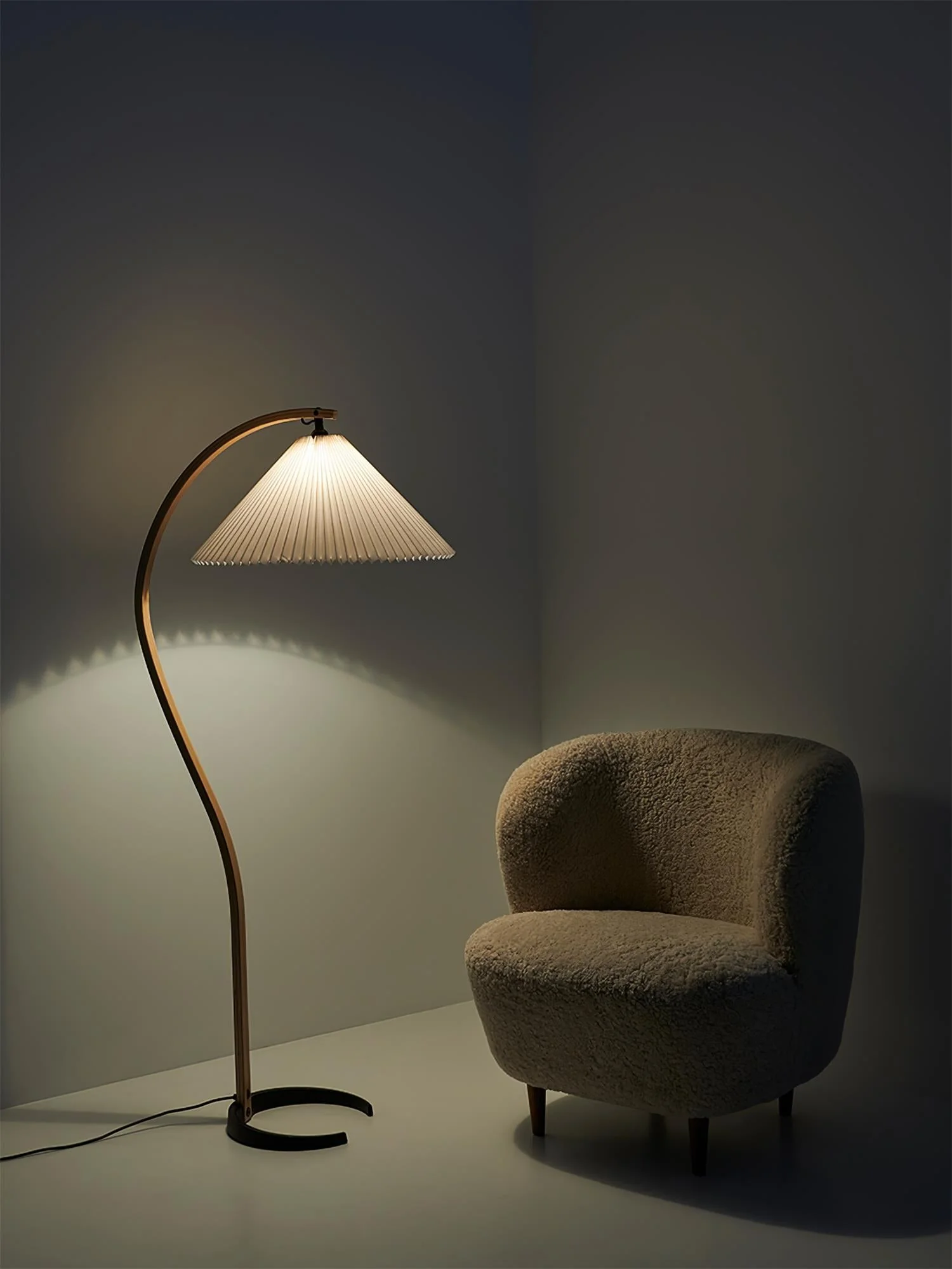 Caprani Farmhouse Floor Lamp - Image 20