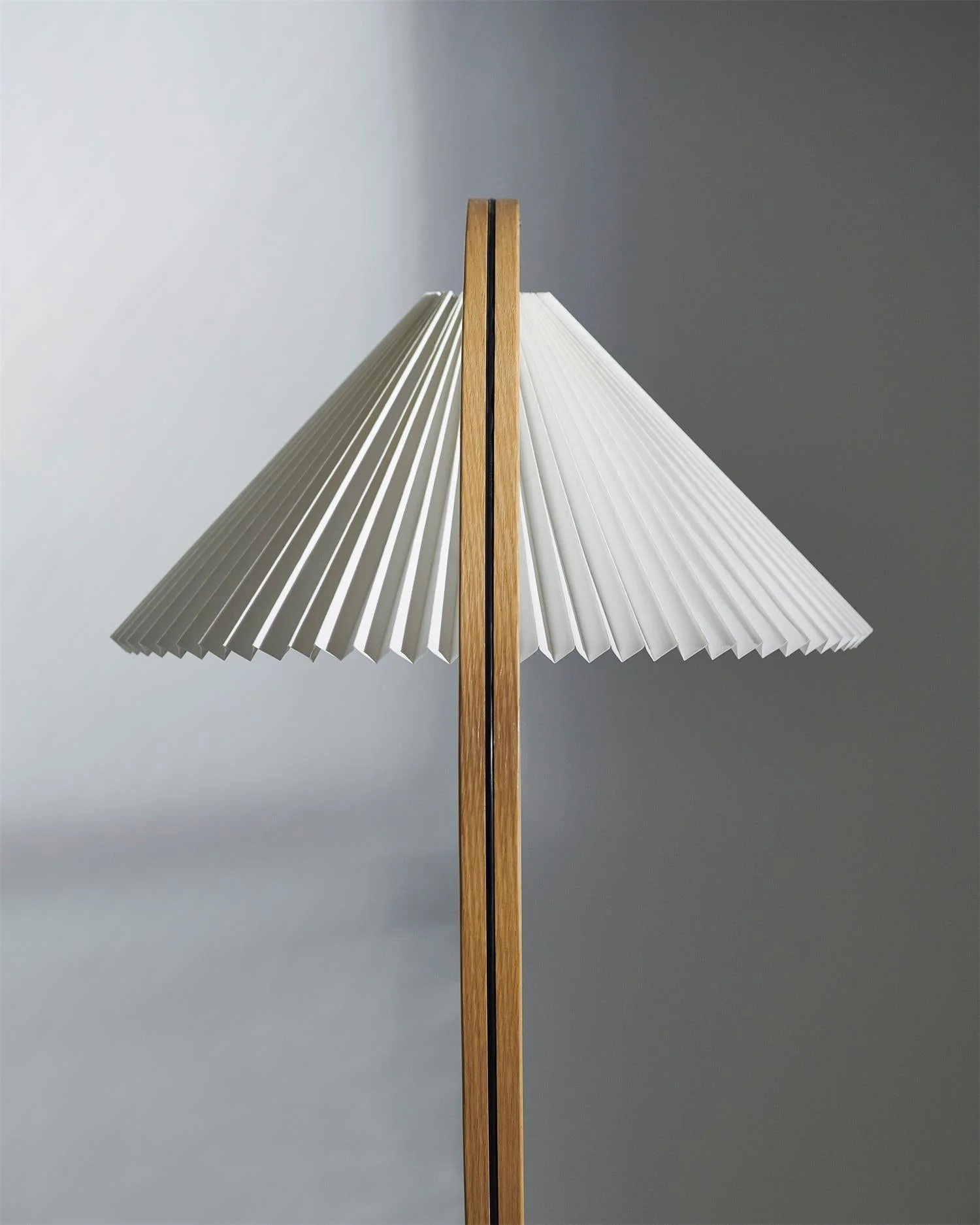 Caprani Farmhouse Floor Lamp - Image 29