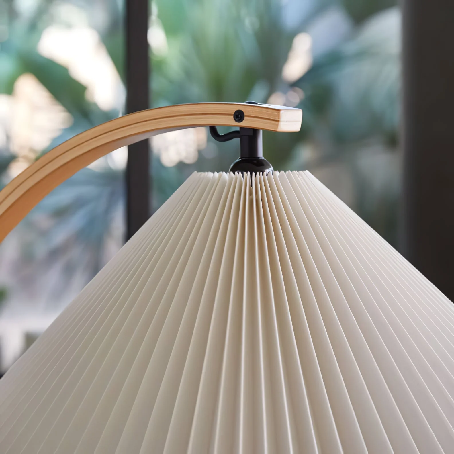 Caprani Farmhouse Floor Lamp - Image 36