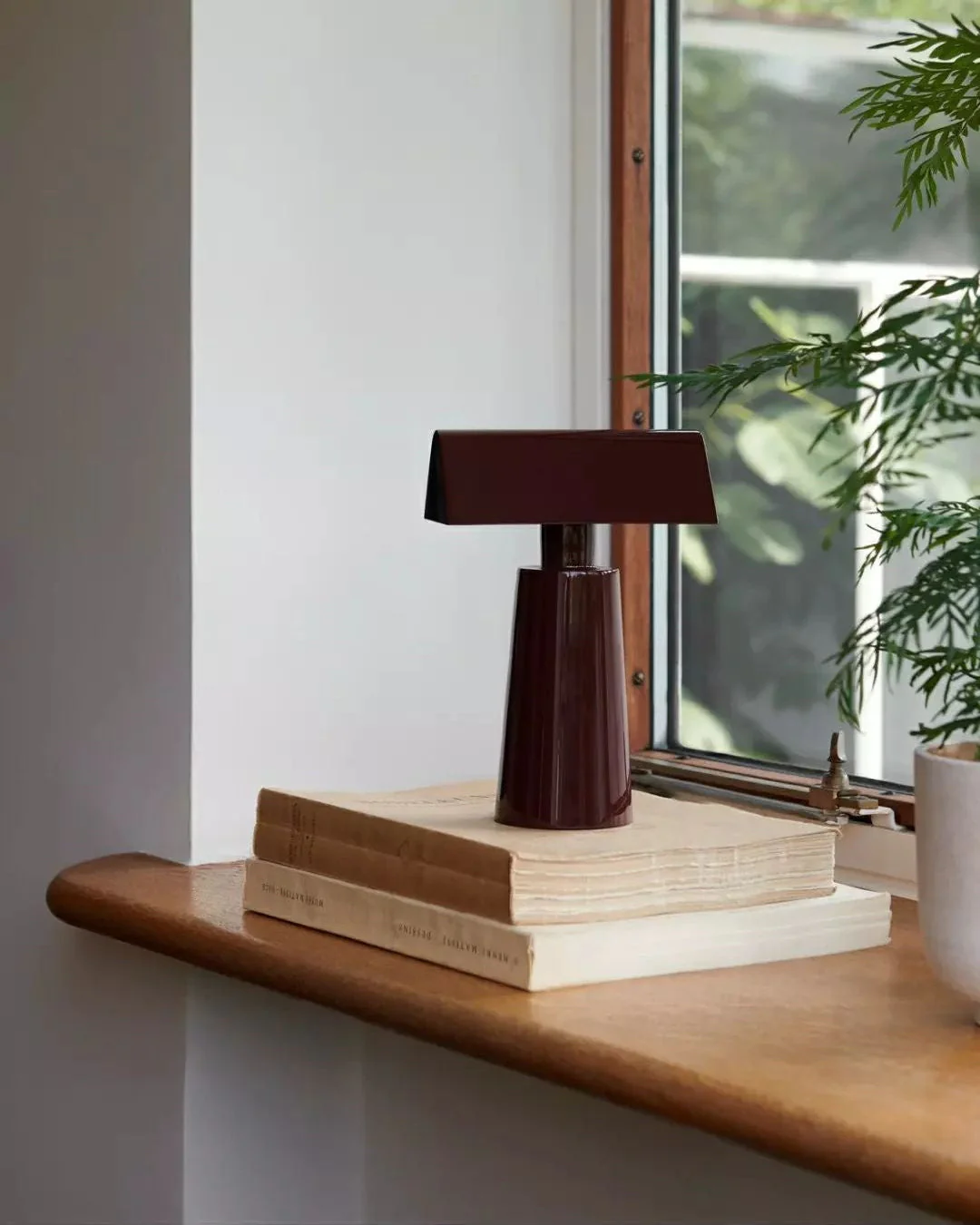 Caret Modern Table Lamp - Image 11