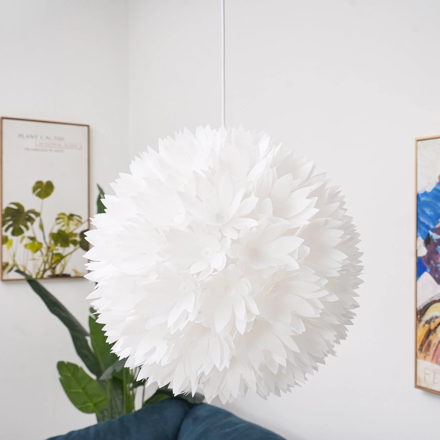 Celaeisra Nordic Art Flowers Ball Pendant Light - Image 9