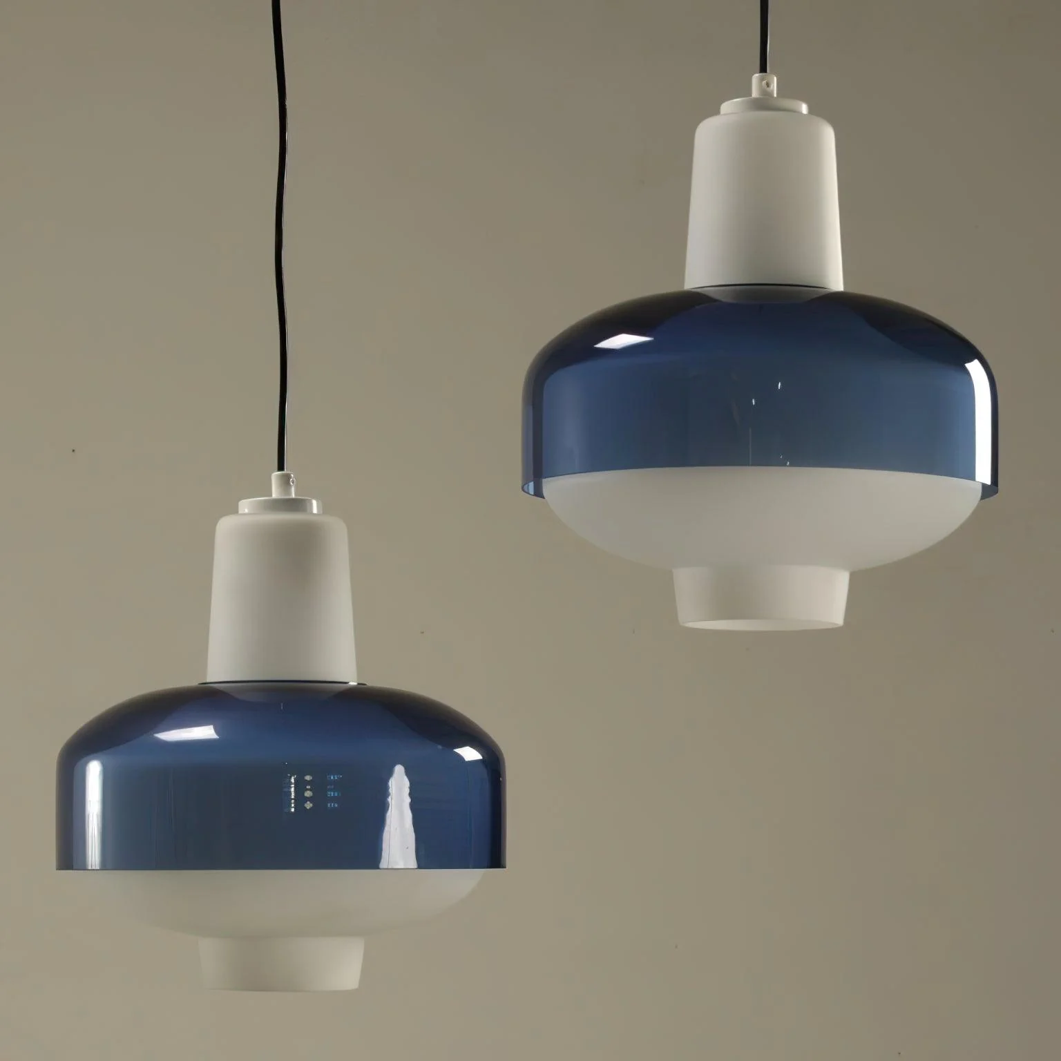Celeste Modern Glass Pendant Lamp - Image 3