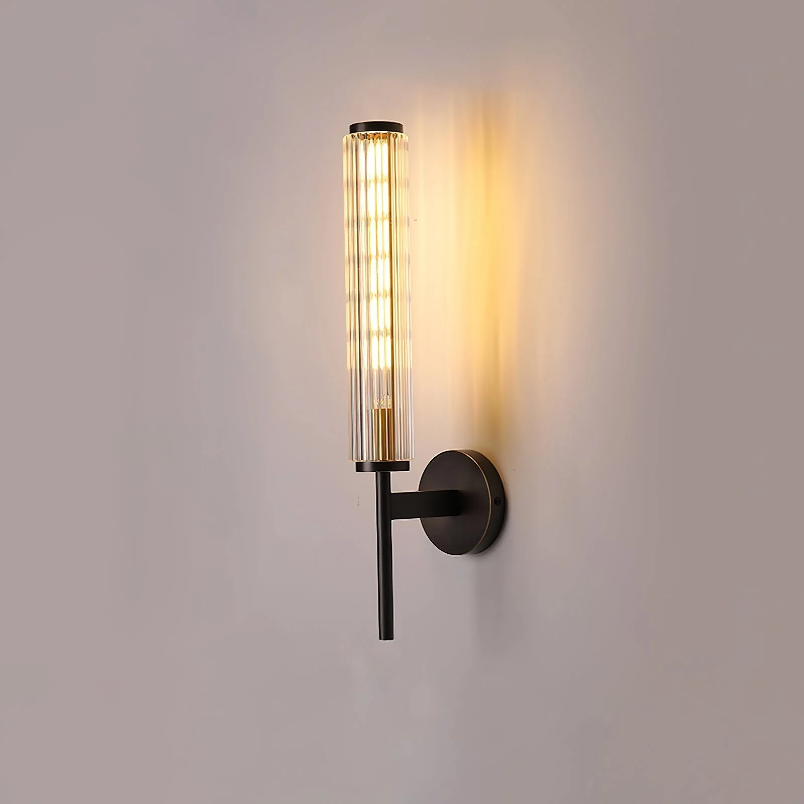 Cemaros Premium Linear Brass Glass Wall Light - Image 3