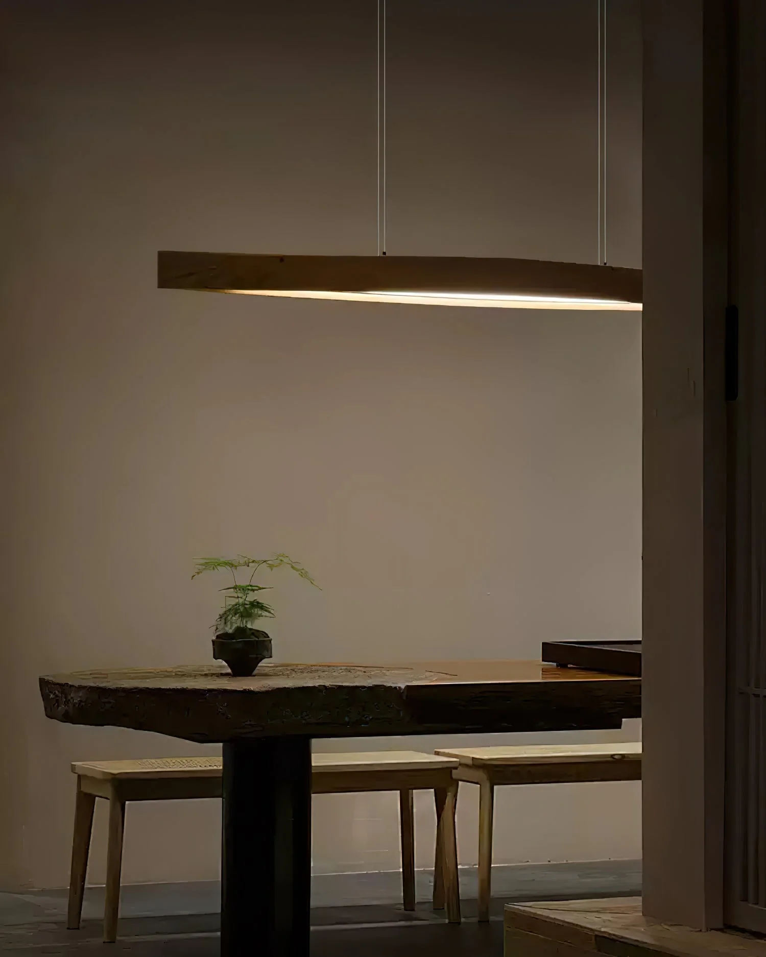 Cendara Wood Scandinavian Pendant Lamp - Image 39