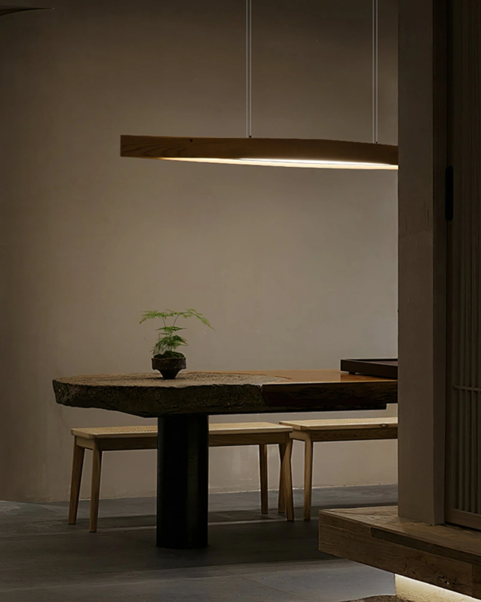 Cendara Wood Scandinavian Pendant Lamp - Image 42