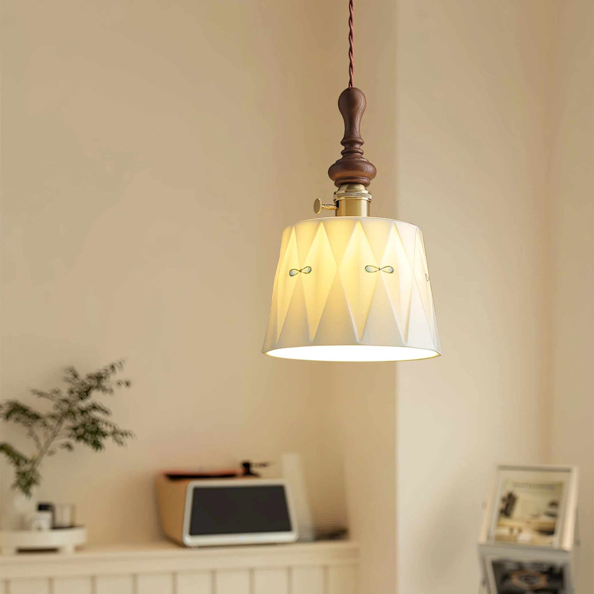 Ceraeyre Vintage Ceramic Pendant Light - Image 4