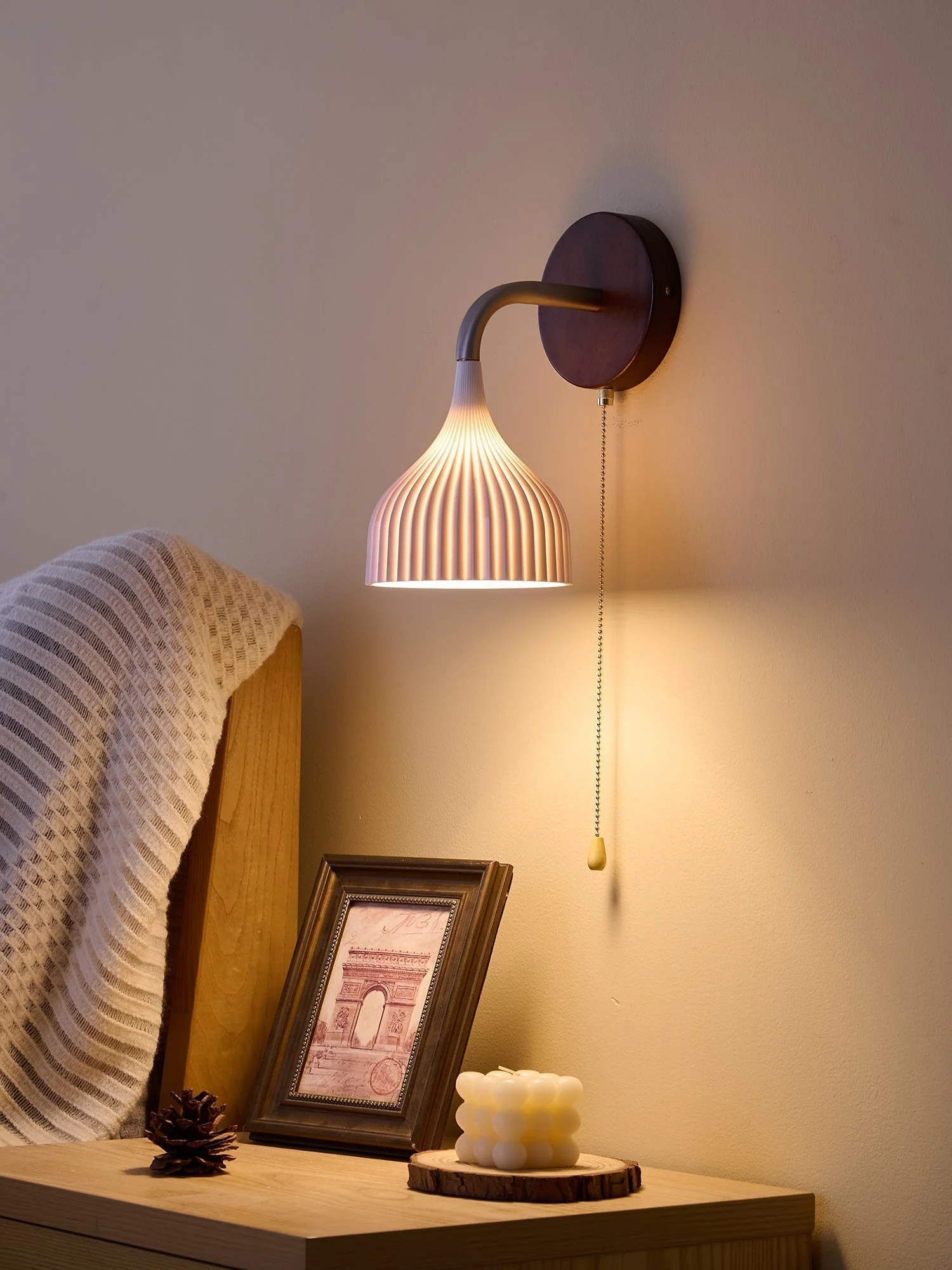 Cimararae Elegance Classic Wood Wall Lamp - Image 11