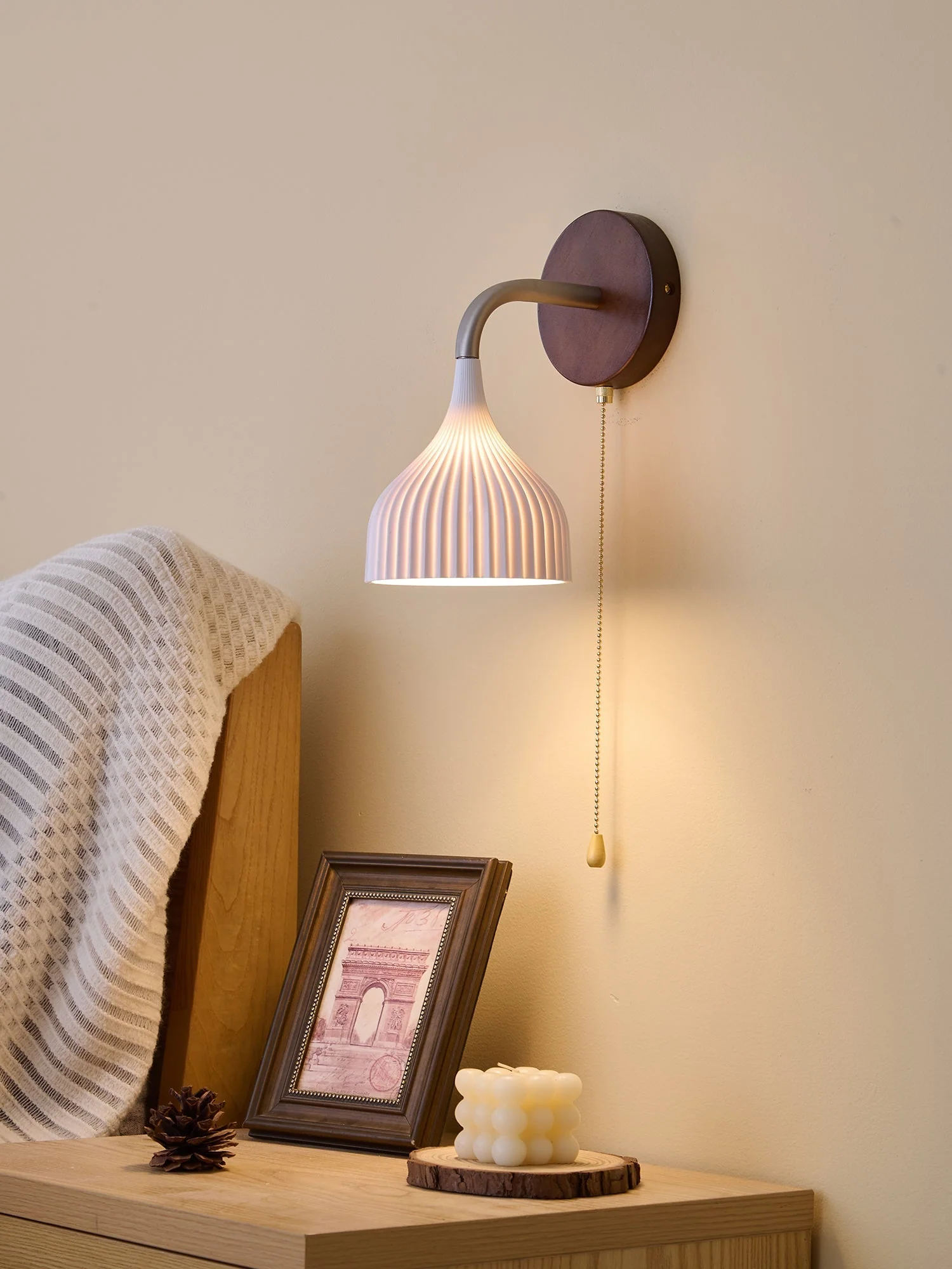Cimararae Elegance Classic Wood Wall Lamp - Image 13