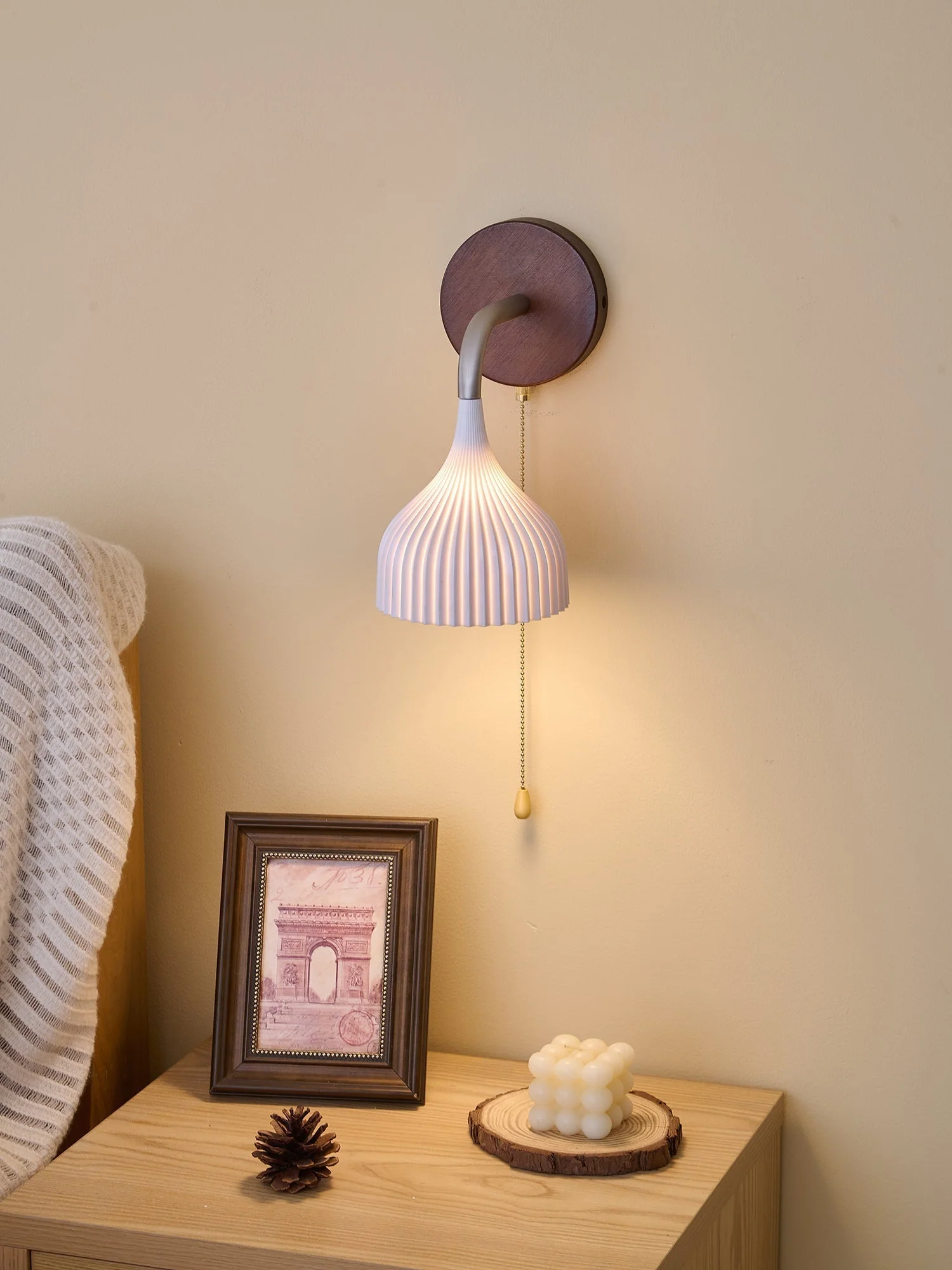 Cimararae Elegance Classic Wood Wall Lamp - Image 17