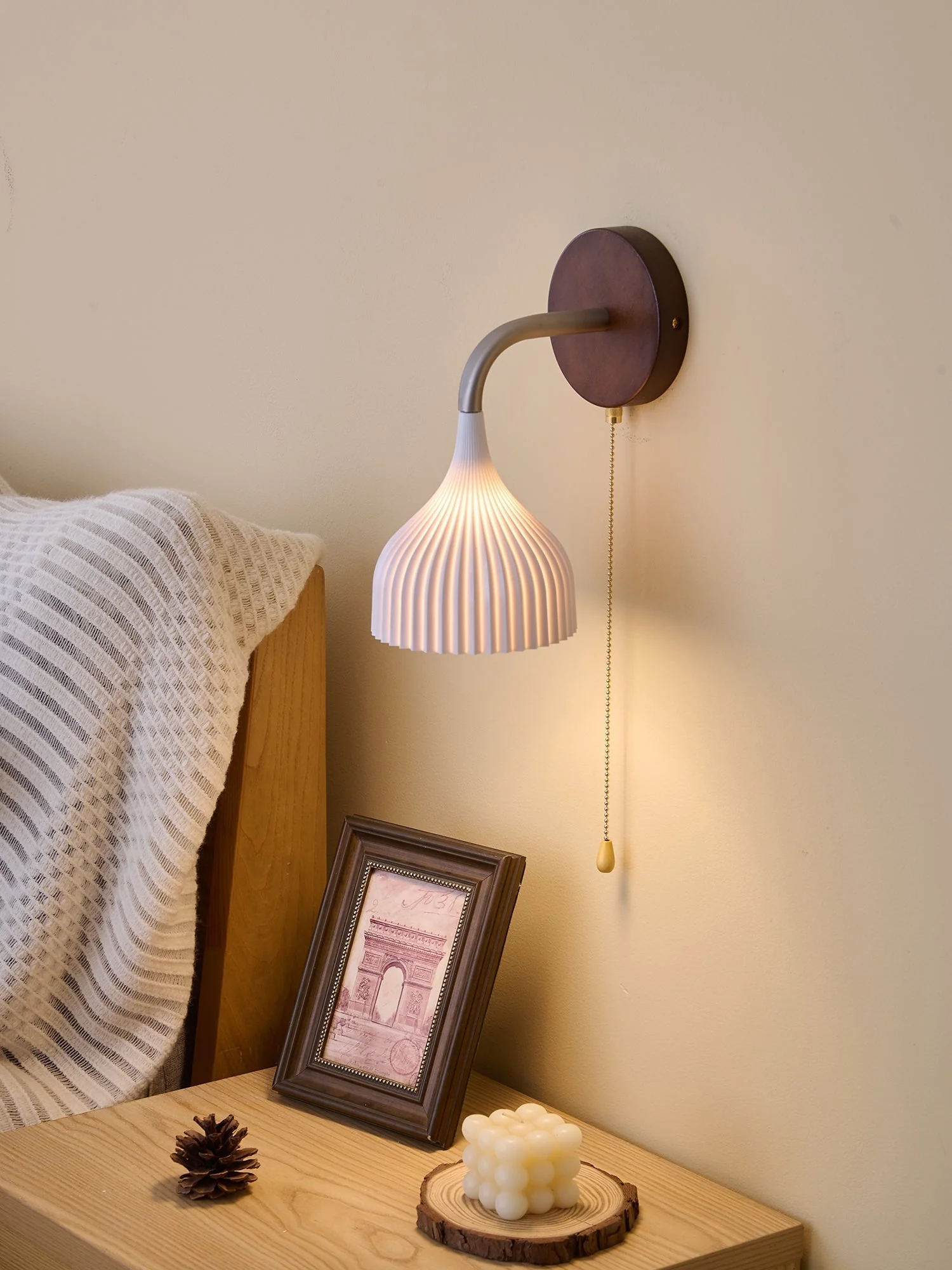 Cimararae Elegance Classic Wood Wall Lamp - Image 18