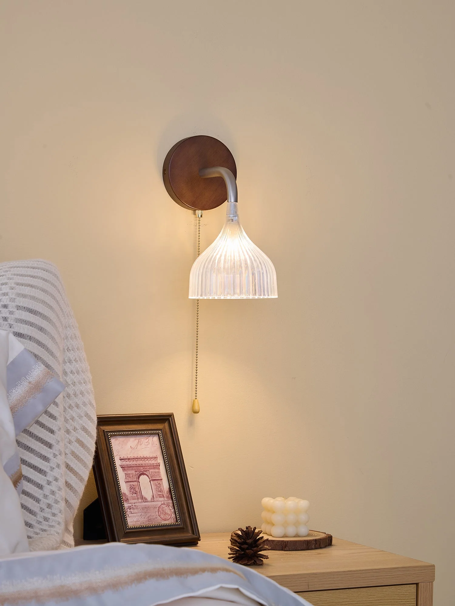 Cimararae Elegance Classic Wood Wall Lamp - Image 2