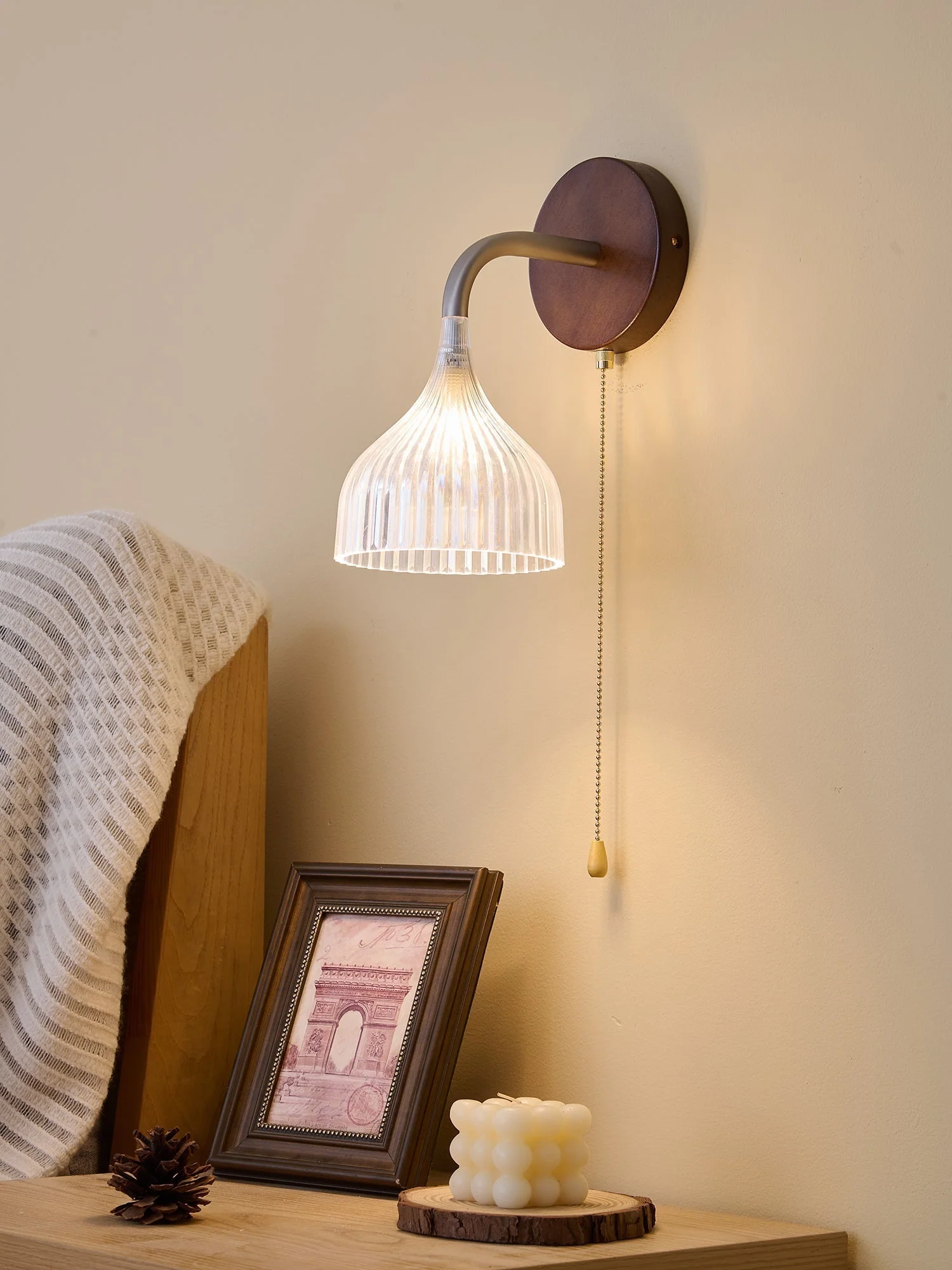 Cimararae Elegance Classic Wood Wall Lamp - Image 5