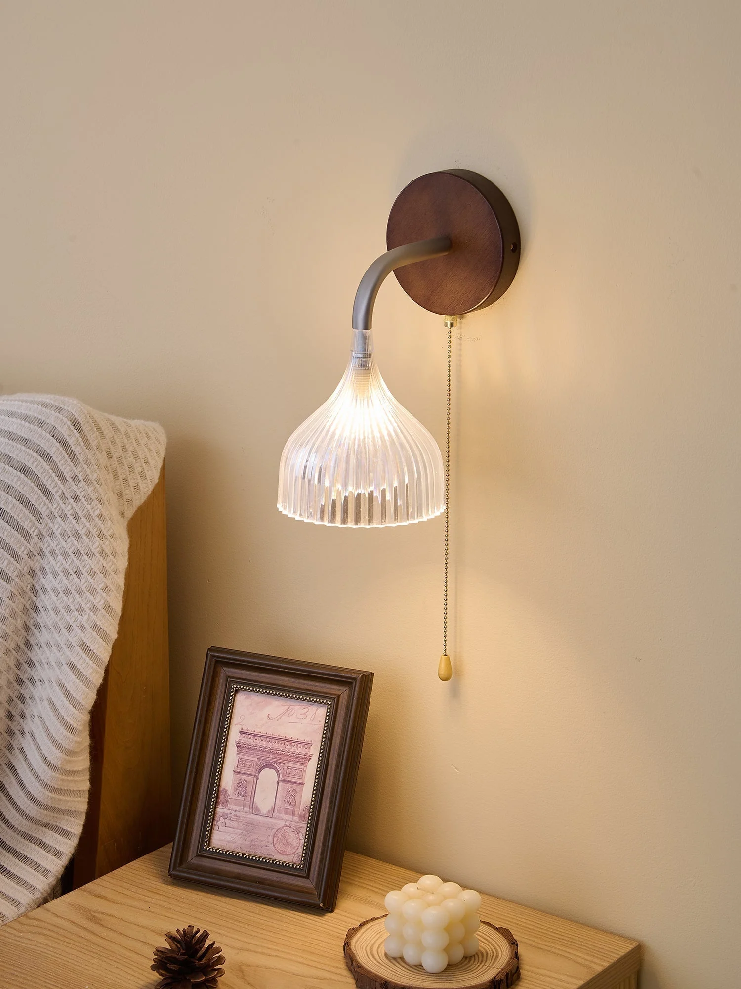 Cimararae Elegance Classic Wood Wall Lamp - Image 6