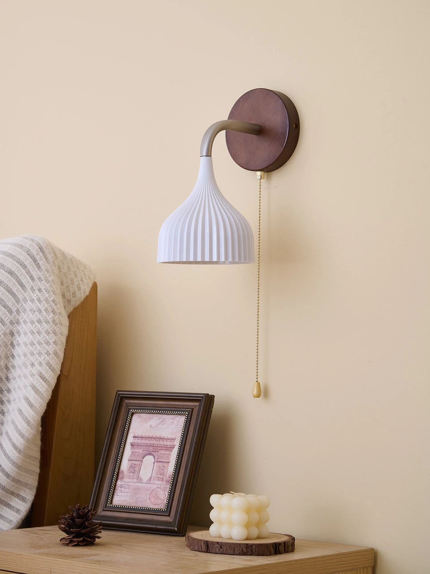 Cimararae Elegance Classic Wood Wall Lamp - Image 7