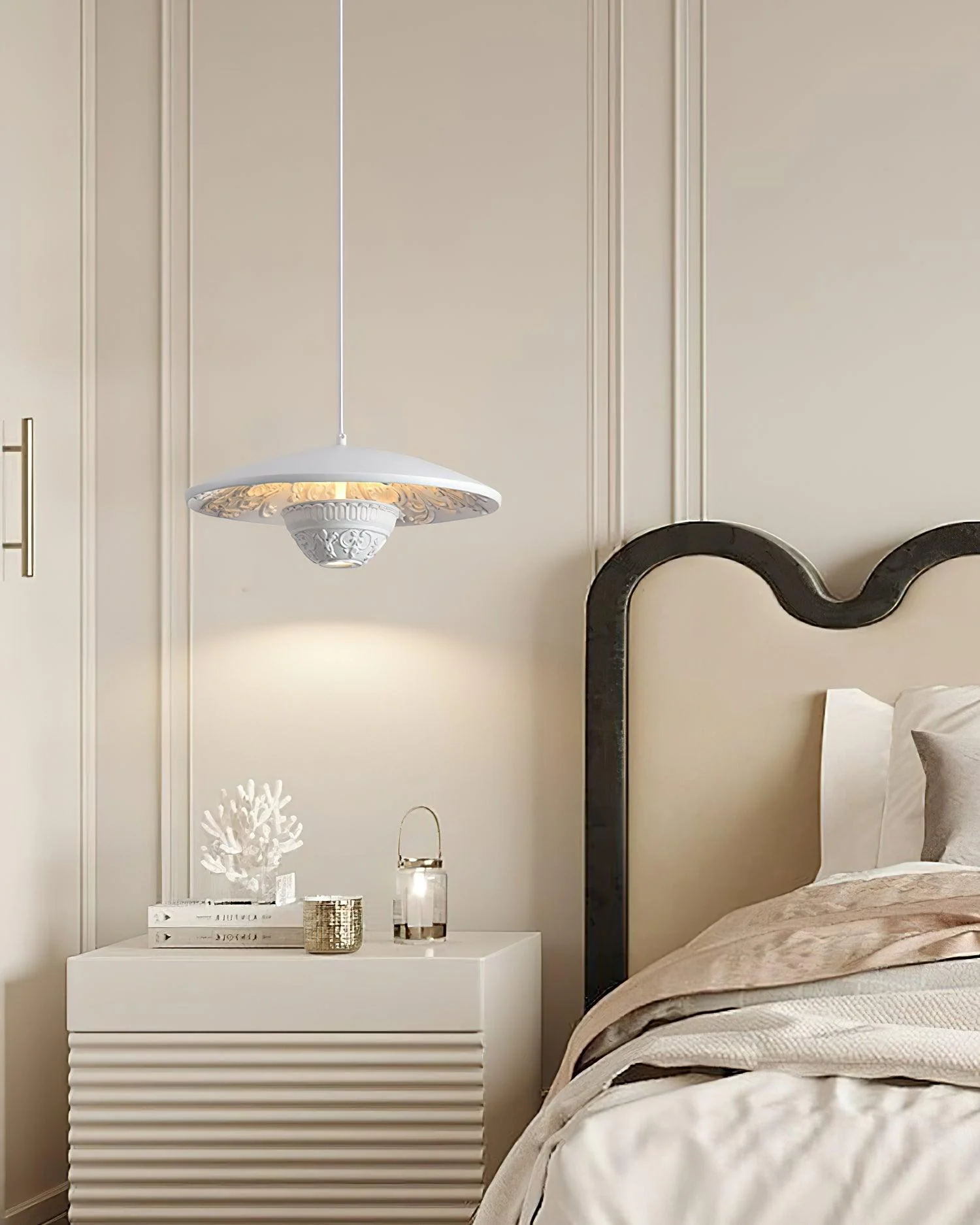 Ciraeus Art Flying Saucer Resin Pendant Lamp - Image 3
