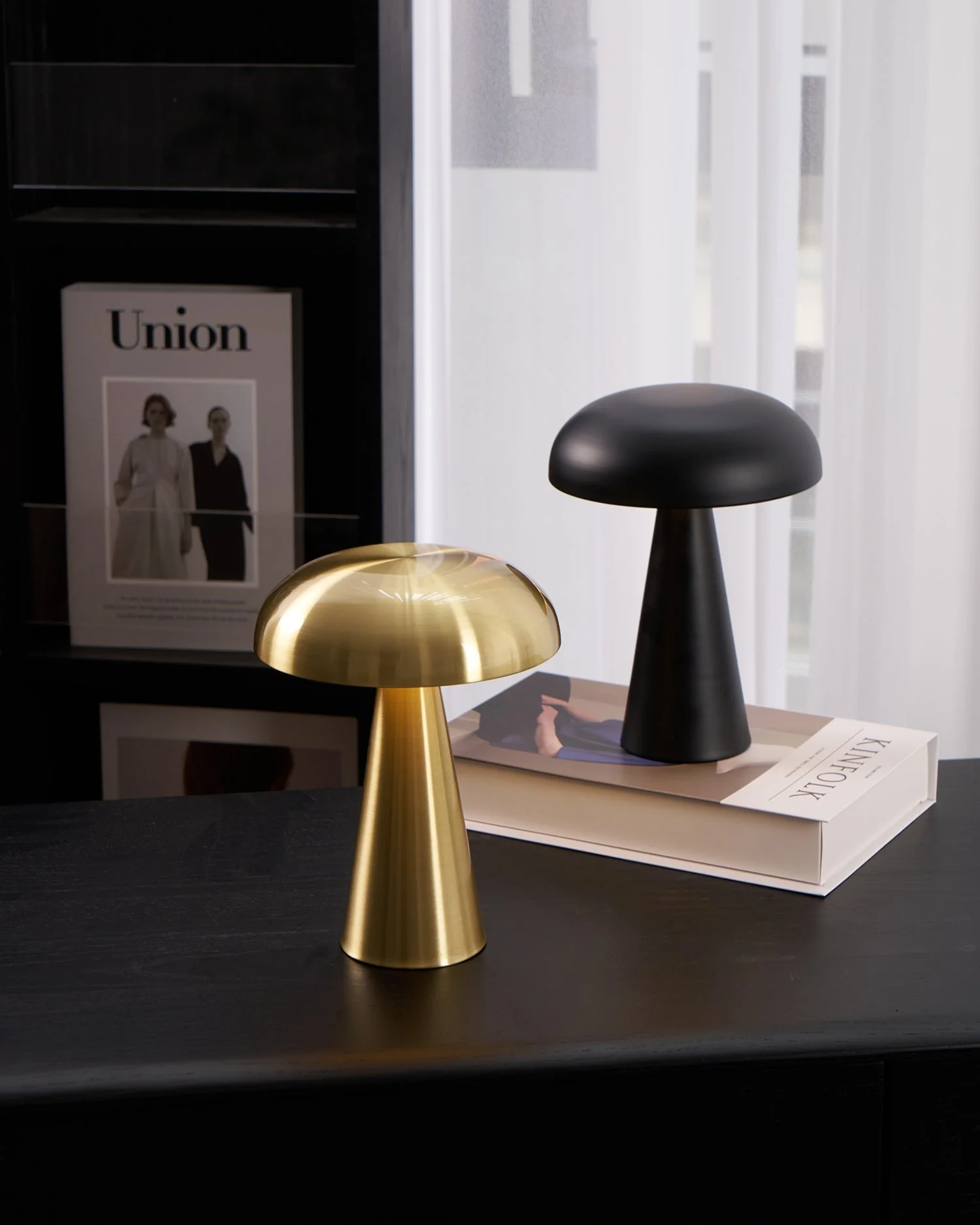 Como Modern Table Lamp - Image 22