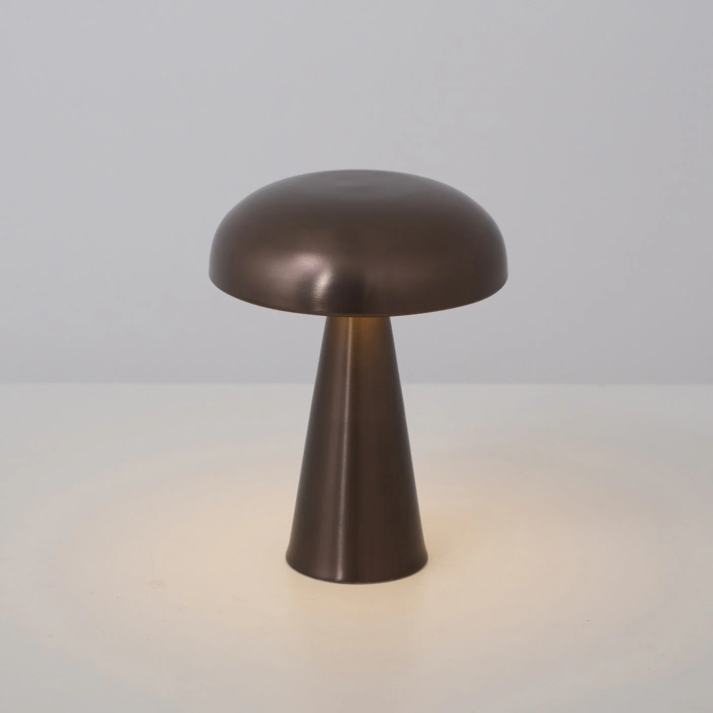 Como Modern Table Lamp - Image 45