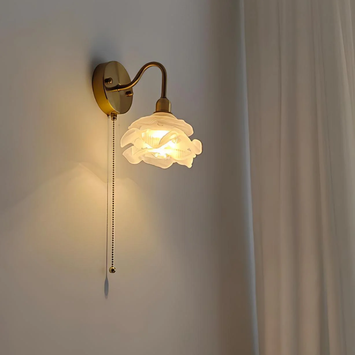 Cove Nordic Art Rose Brass Glass Wall Light - Image 13