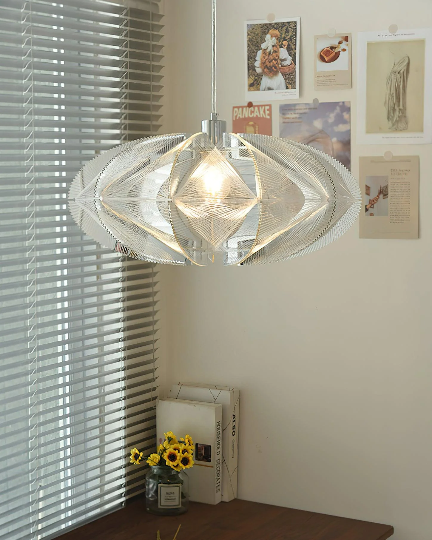 Covelyra Unique Elegance Nordic Pendant Lamp - Image 4