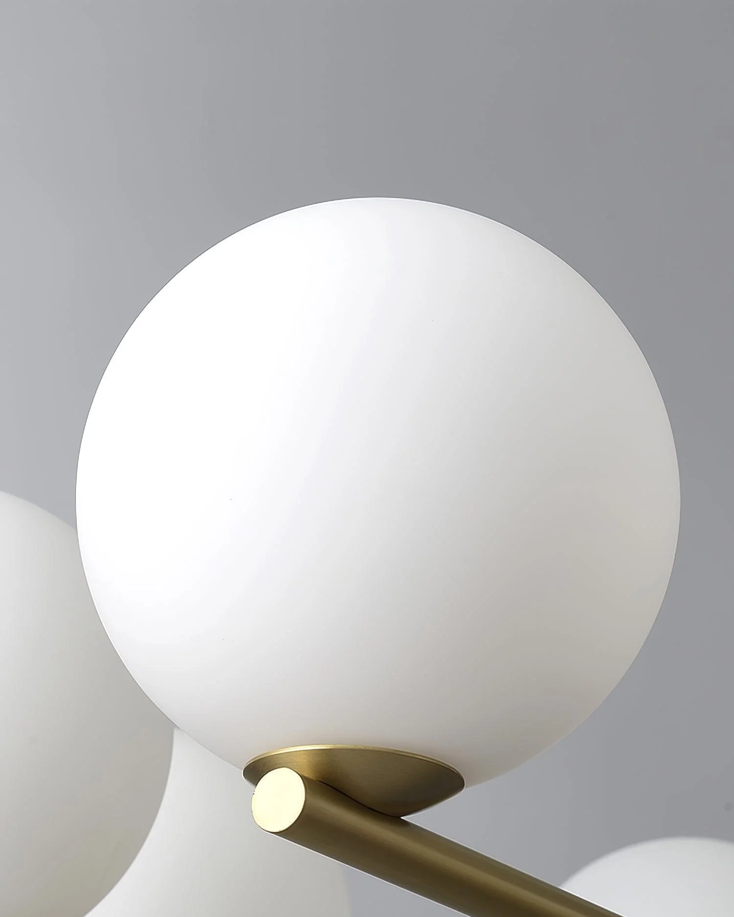 Covynel Mid-Century Brass Chandelier - Image 9