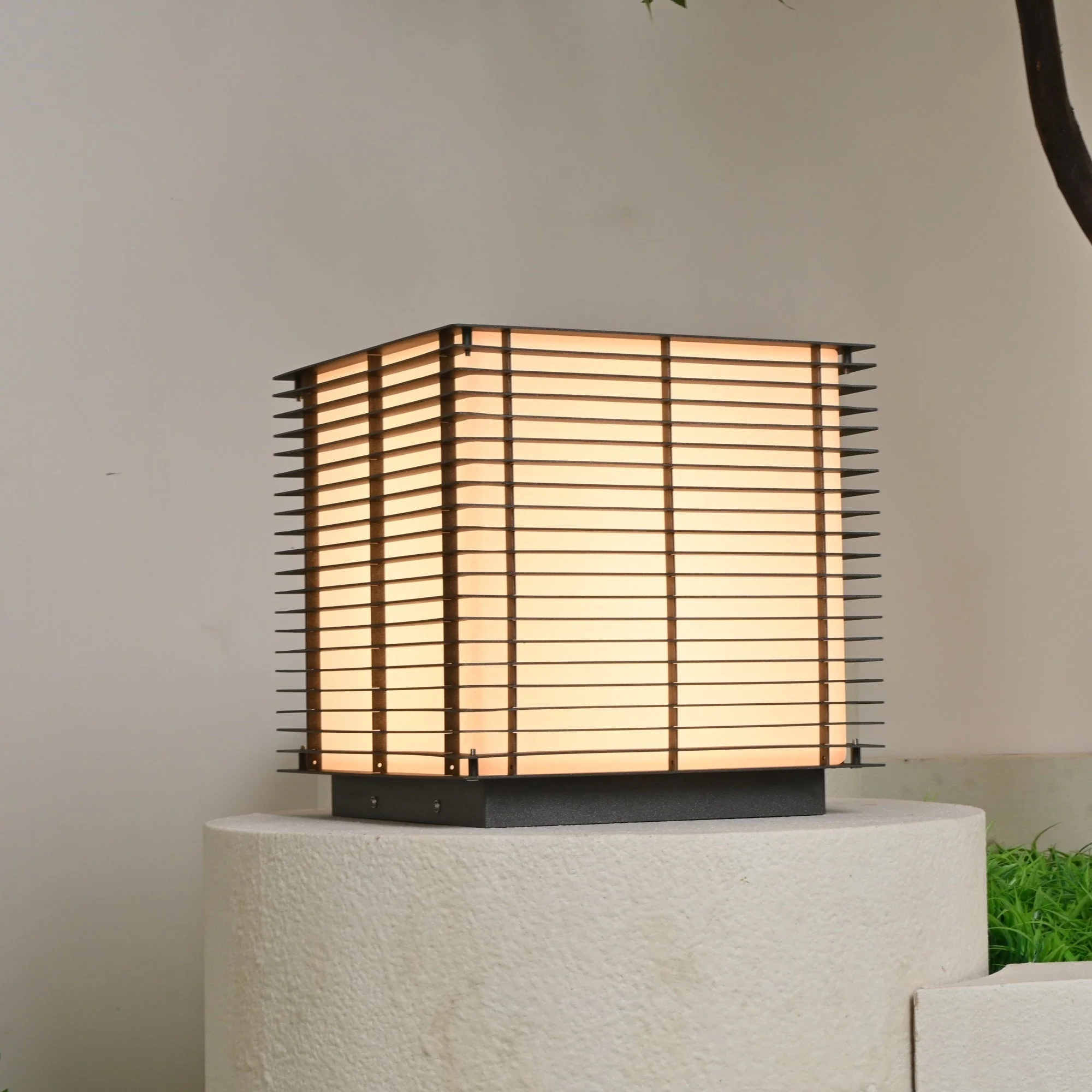 Cubra Grid Post Outdoor Light - Image 18