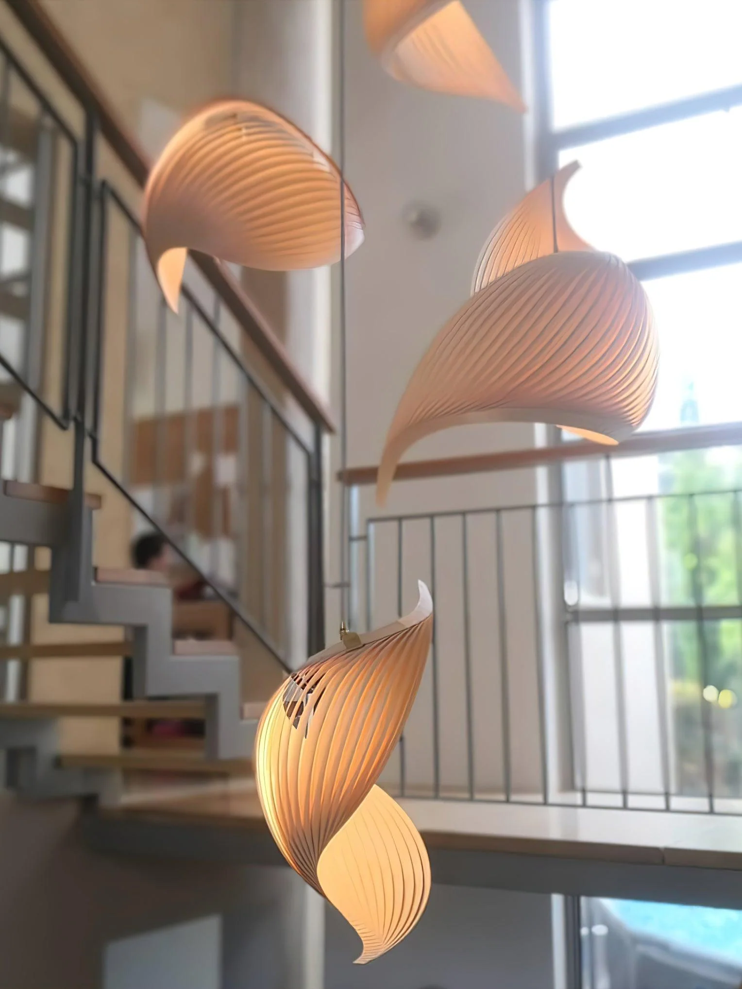 Cumiror Postmodern Luxury Shell Wood Wood Pendant Light - Image 31
