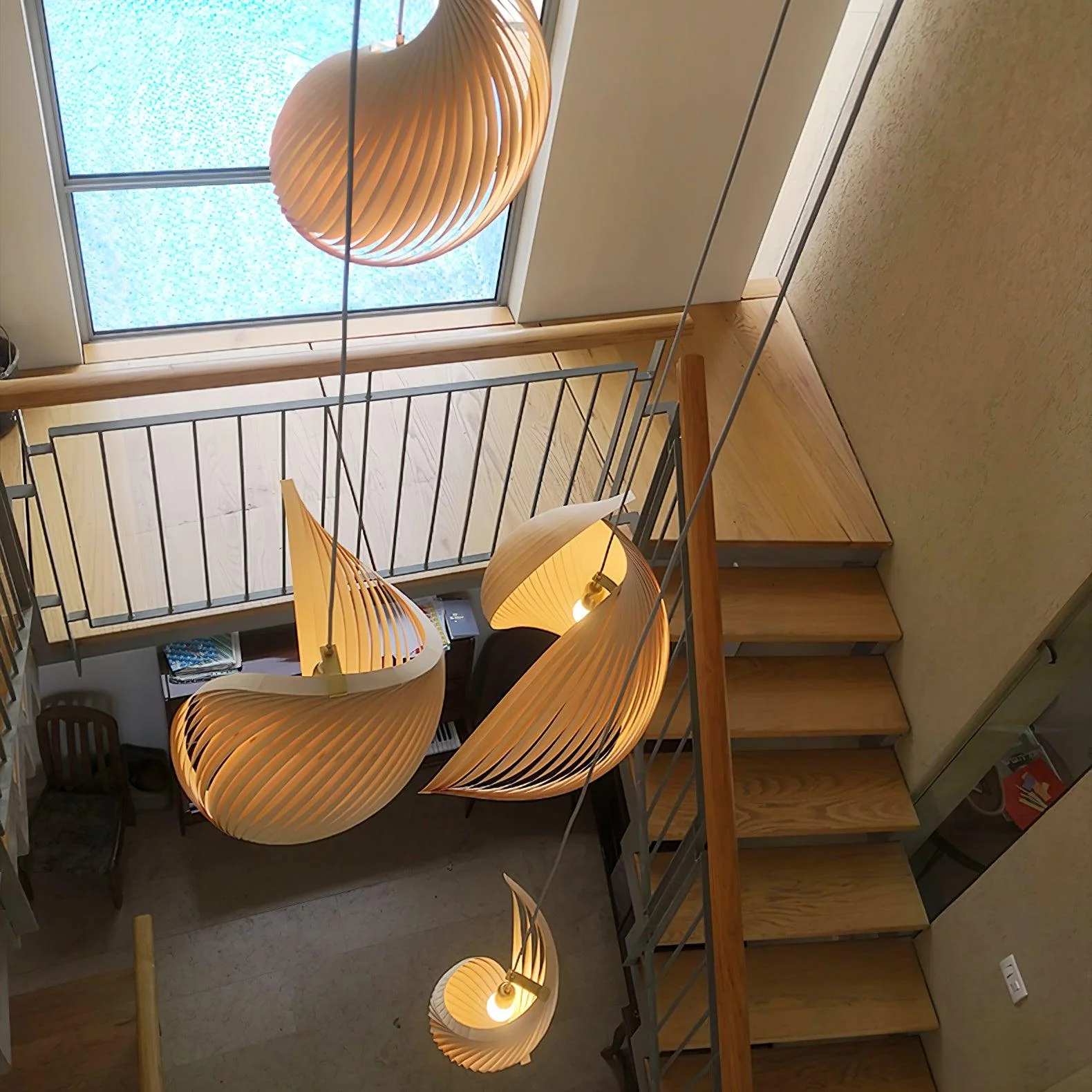 Cumiror Postmodern Luxury Shell Wood Wood Pendant Light - Image 4