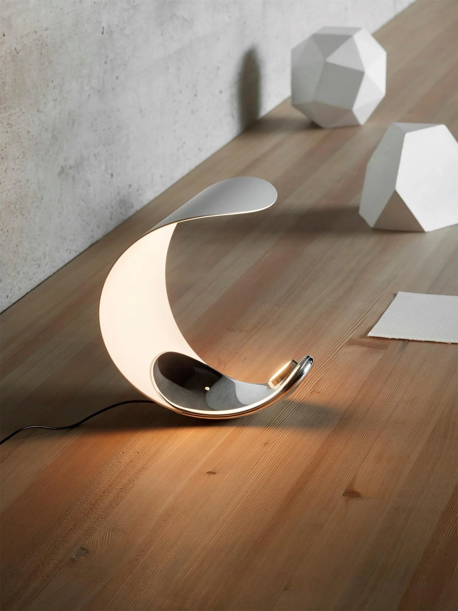 Curved Modern Table Lamp - Image 12
