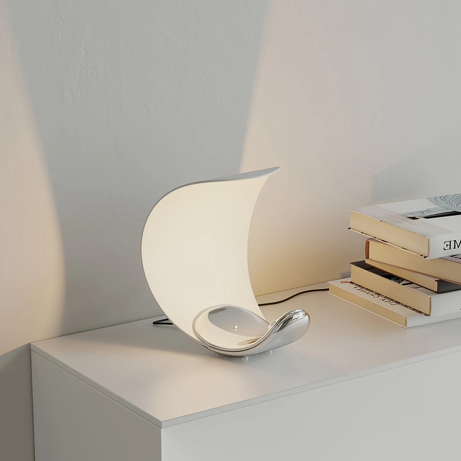 Curved Modern Table Lamp - Image 5