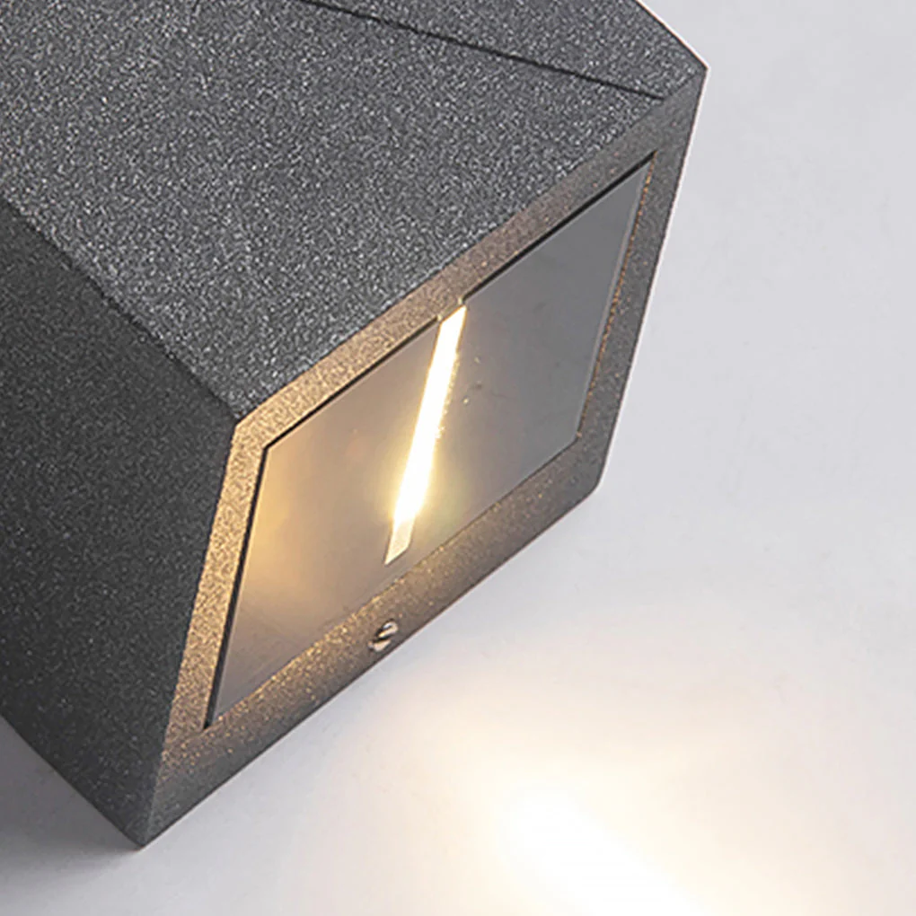Daley LED Villa Balcony Outdoor Wall Lamp - Image 9