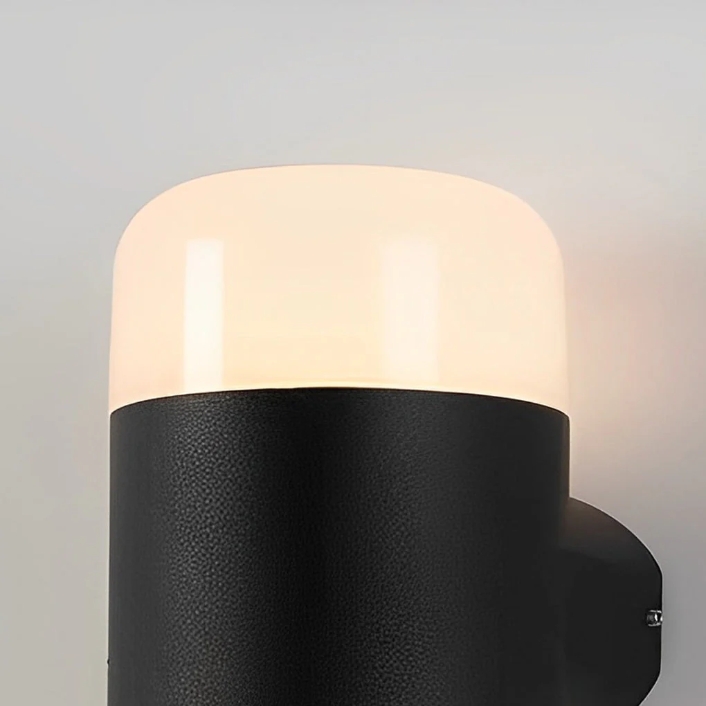 Delht Round Modern Outdoor Wall Lamp - Image 2