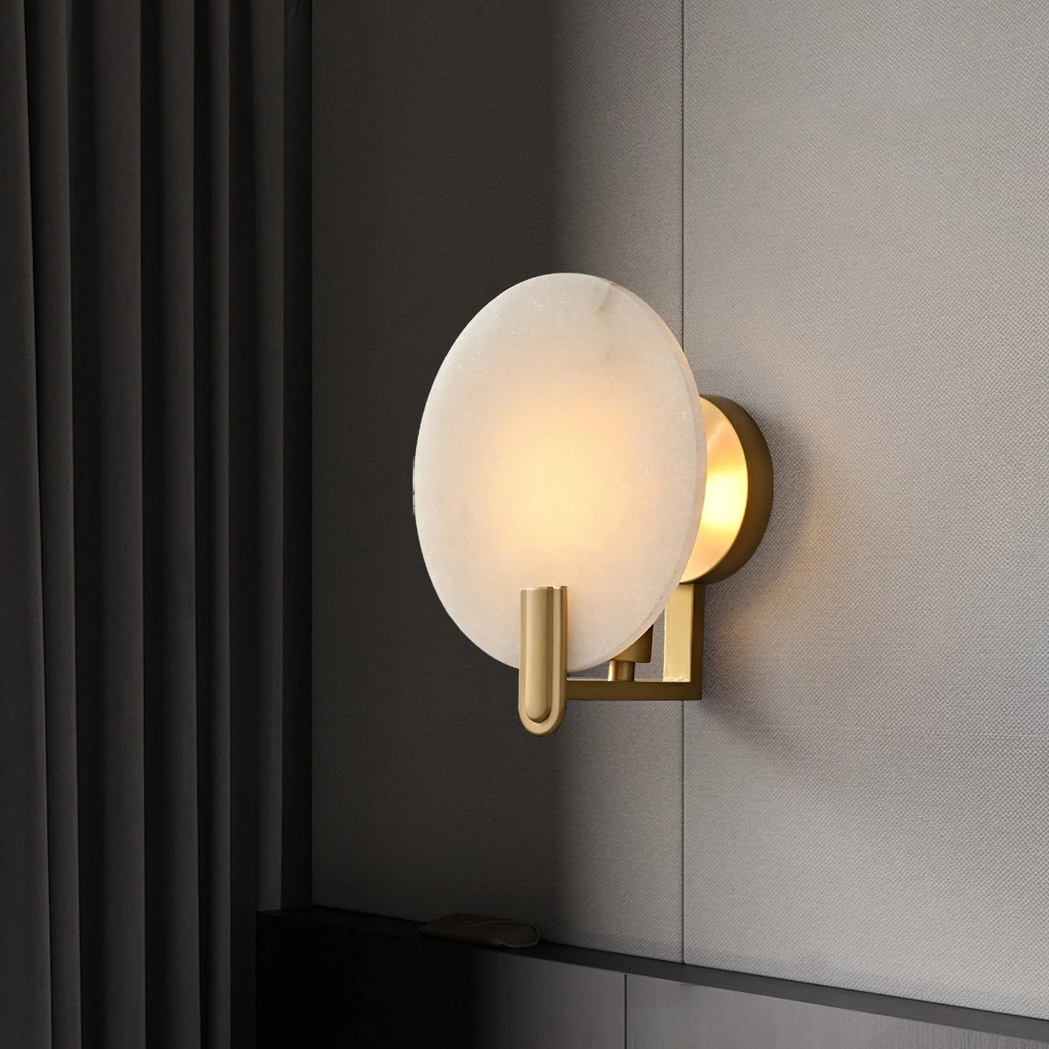 Eclipse Alabaster & Brass Wall Light - Image 2