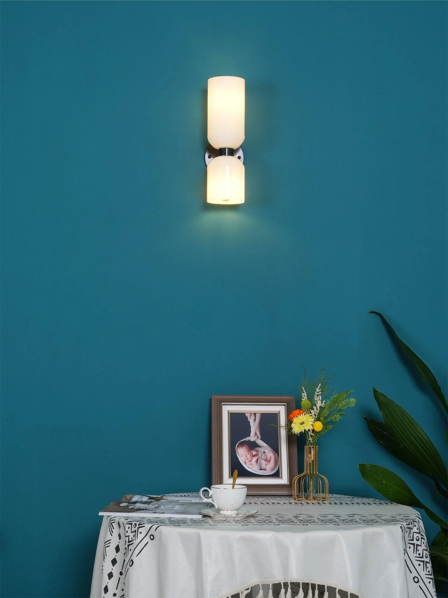 Edie Modern Minimalist Glass Wall Lamp - Image 11