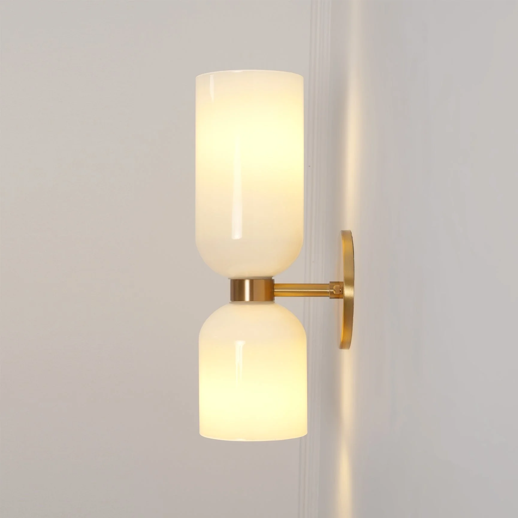 Edie Modern Minimalist Glass Wall Lamp - Image 16