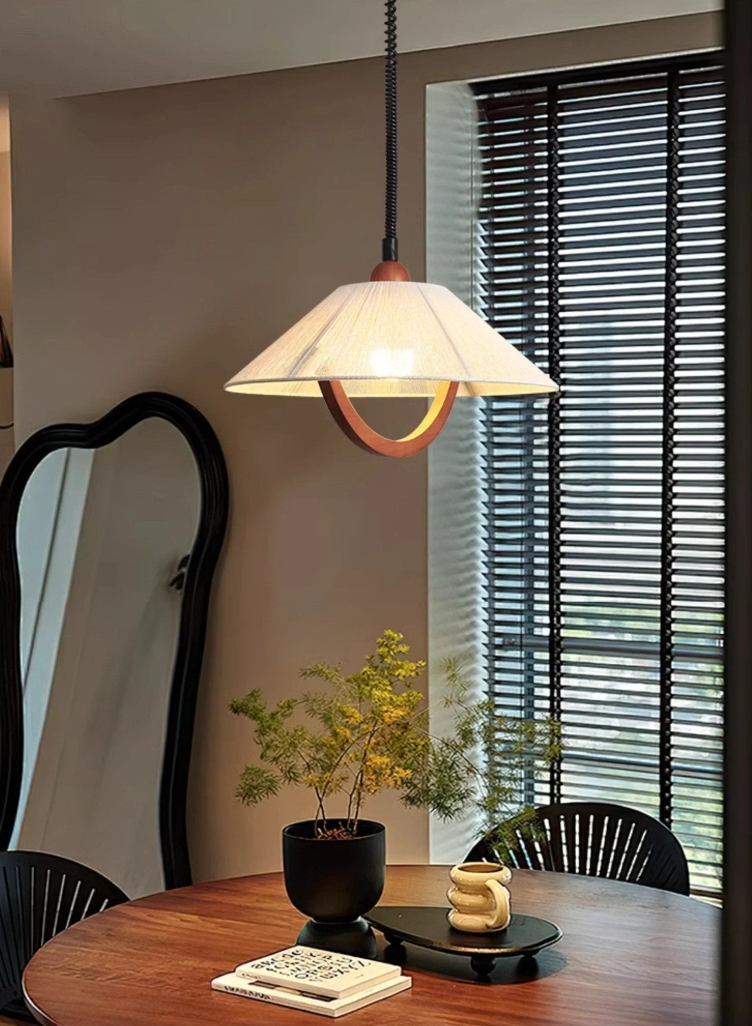 Eleanor Minimalist Pendant Light - Image 4