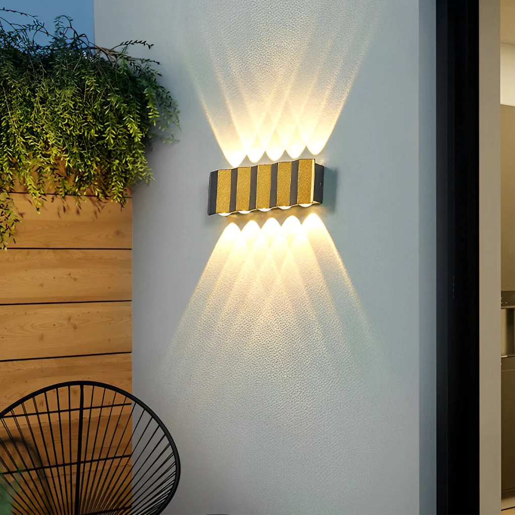 Elfin Classic Unique Outdoor Wall Light - Image 8