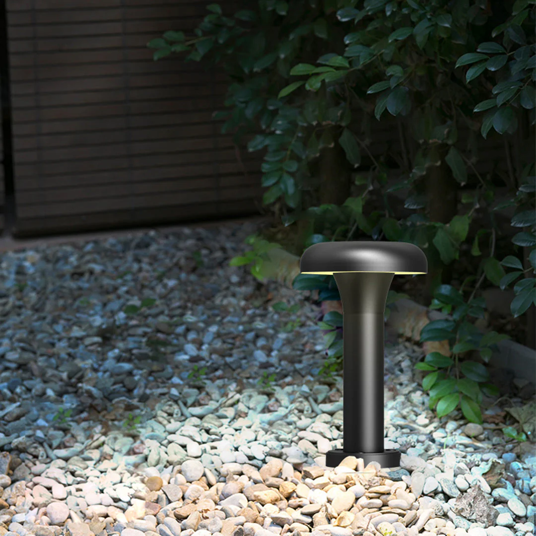 Eliot LED Lights Minimalist Outdoor Light - Image 3