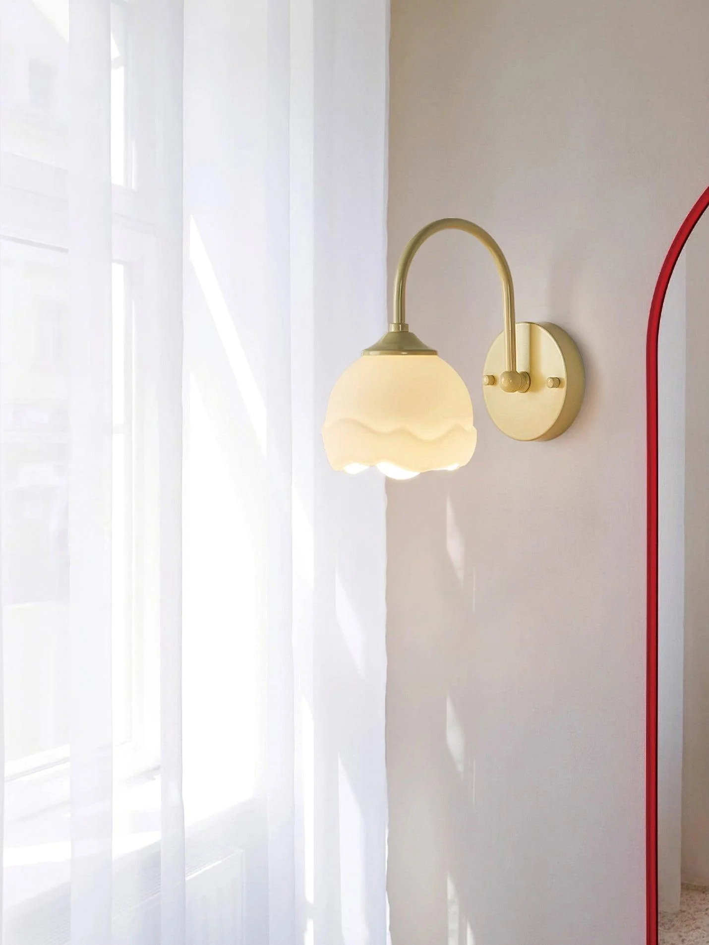 Ellace Glass Elegant Wall Lamp - Image 4