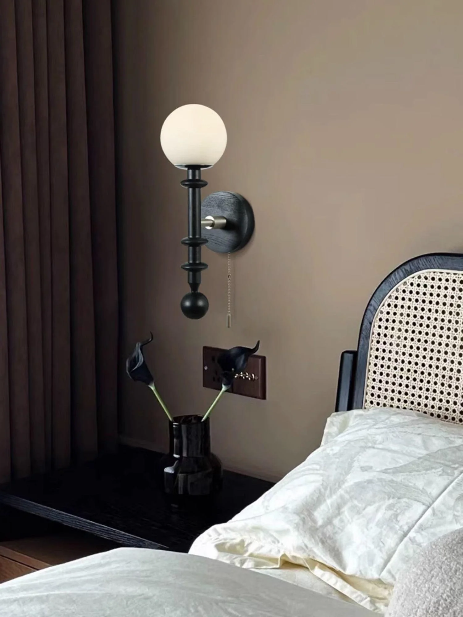 Elmiror Elegance Roman Column Glass Wood Wall Lamp - Image 2