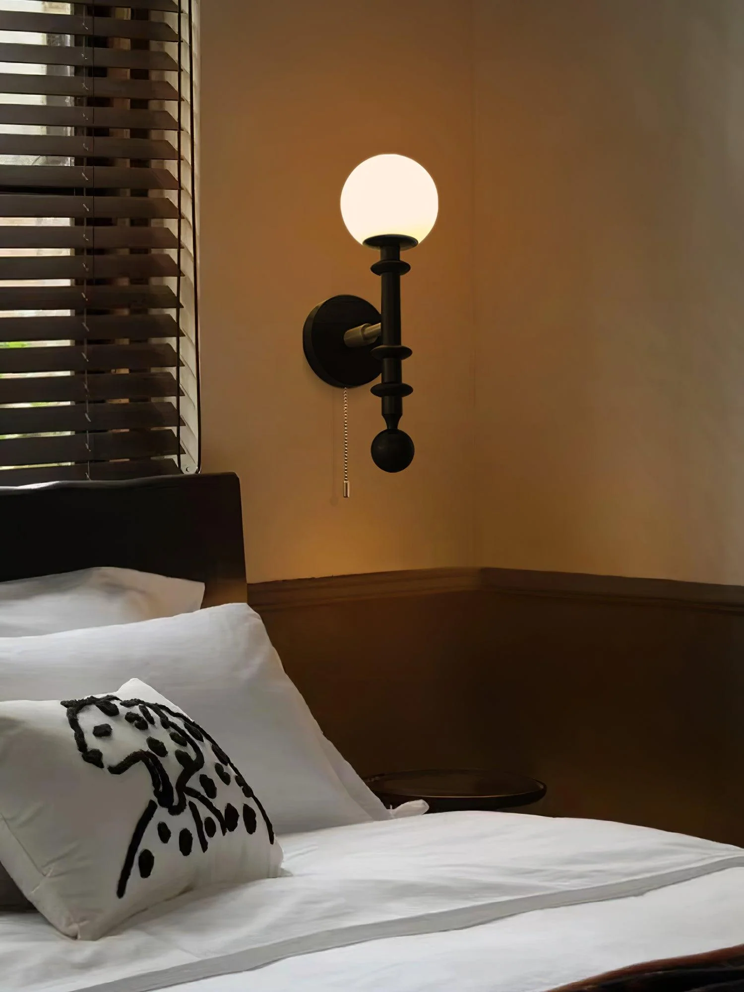 Elmiror Elegance Roman Column Glass Wood Wall Lamp - Image 34