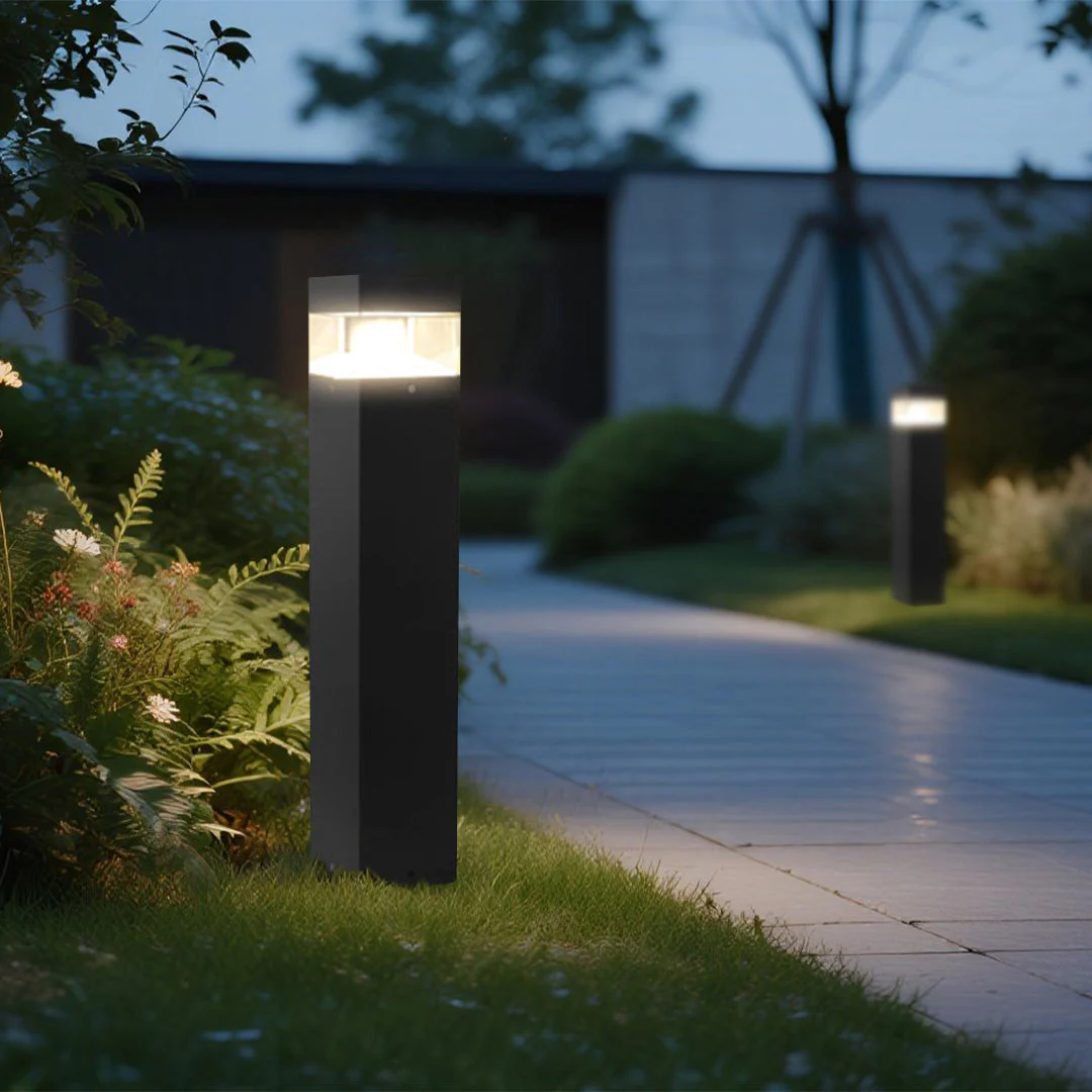 Elsiyy Minimalist Nordic Outdoor Lawn Pole Light - Image 2