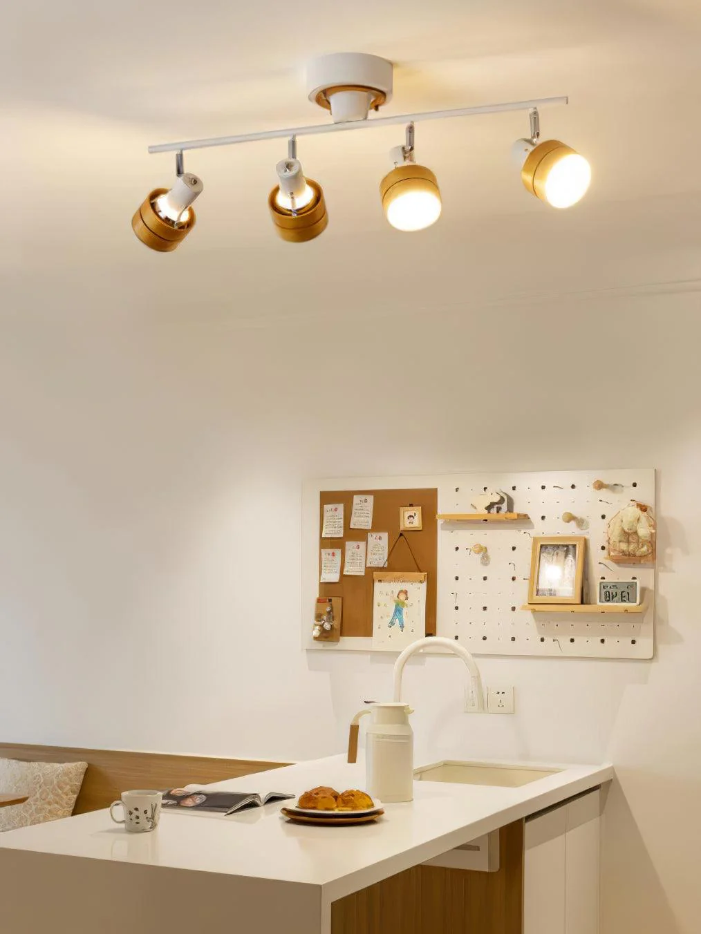 Elsorila Elegance Adjustable Spot Wooden Ceiling Lamp - Image 16
