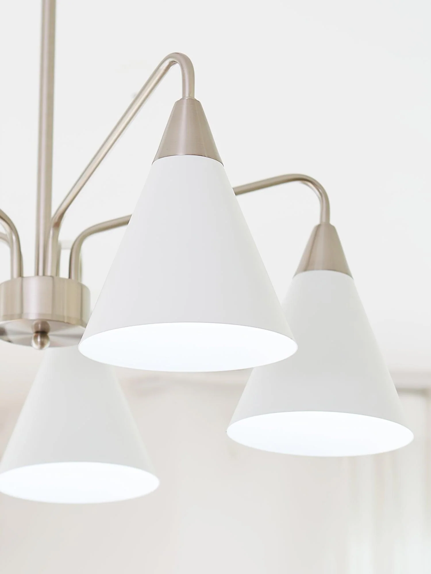 Elthaeth Premium Nordic Art Fashion Cono Chandelier - Image 11
