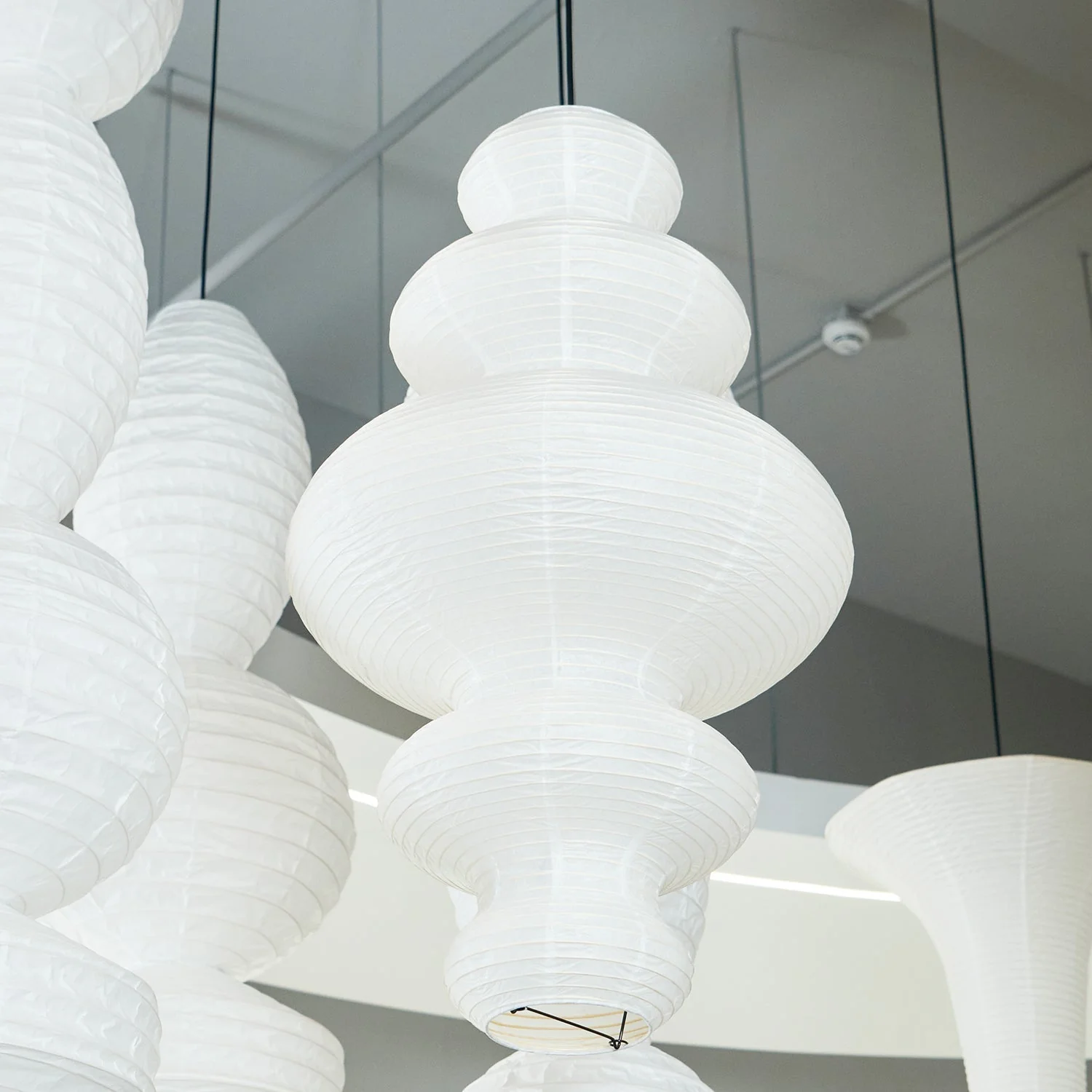Elthayra Natural Series Bamboo Lantern Pendant Lamp - Image 11