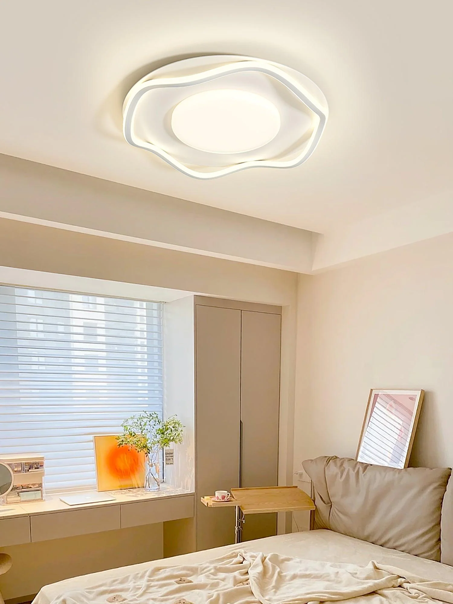 Elvenos Minimalist Cloud Shape Ceiling Lamp - Image 24