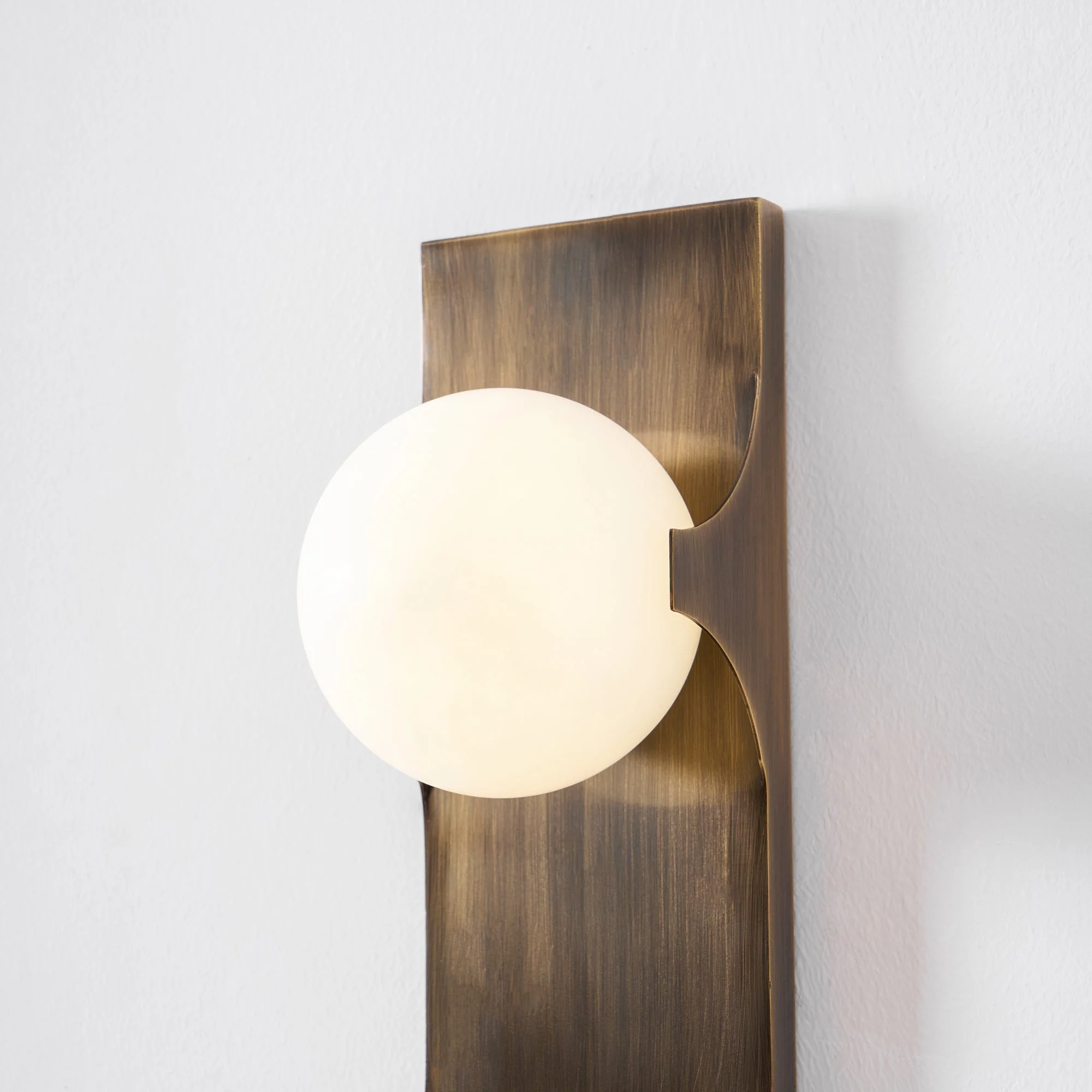 Ember Line Modern Brass Wall Light - Image 26