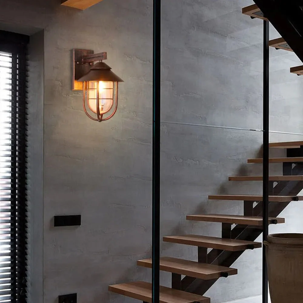 Epoch Vintage Outdoor Wall Lamp - Image 3