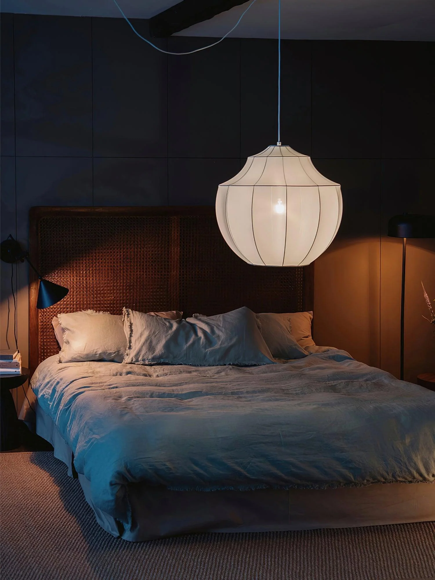 Eraeyra Premium Elegance Mesh Fabric Pendant Light - Image 25